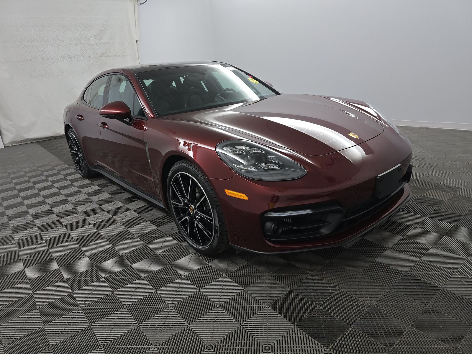 2023 Porsche Panamera 4 Platinum Edition AWD