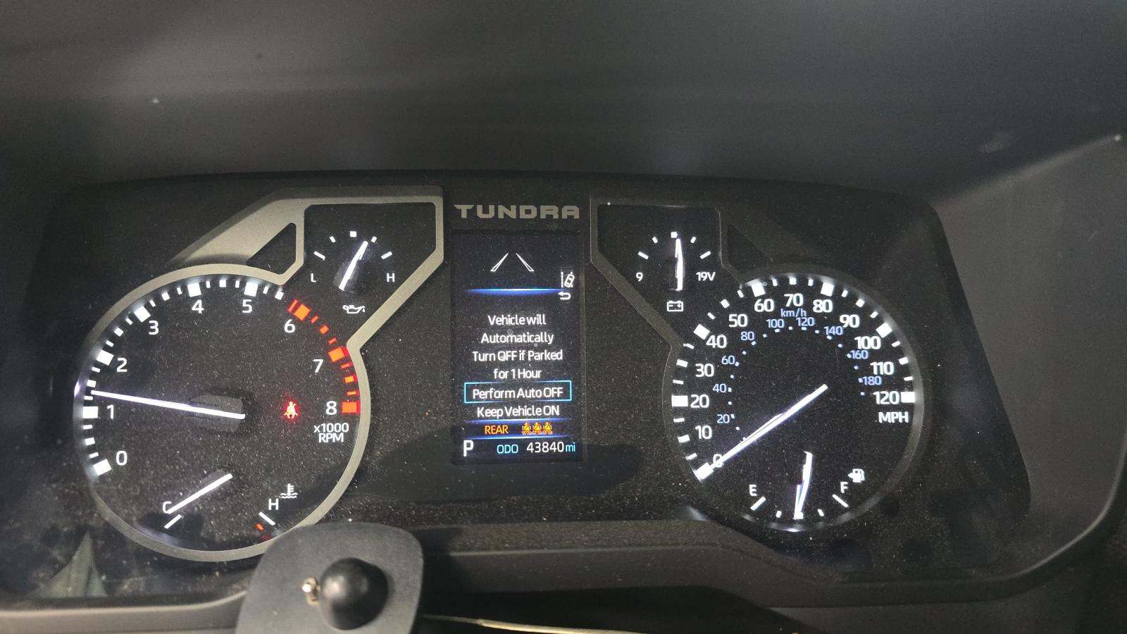 2022 Toyota Tundra SR5 AWD
