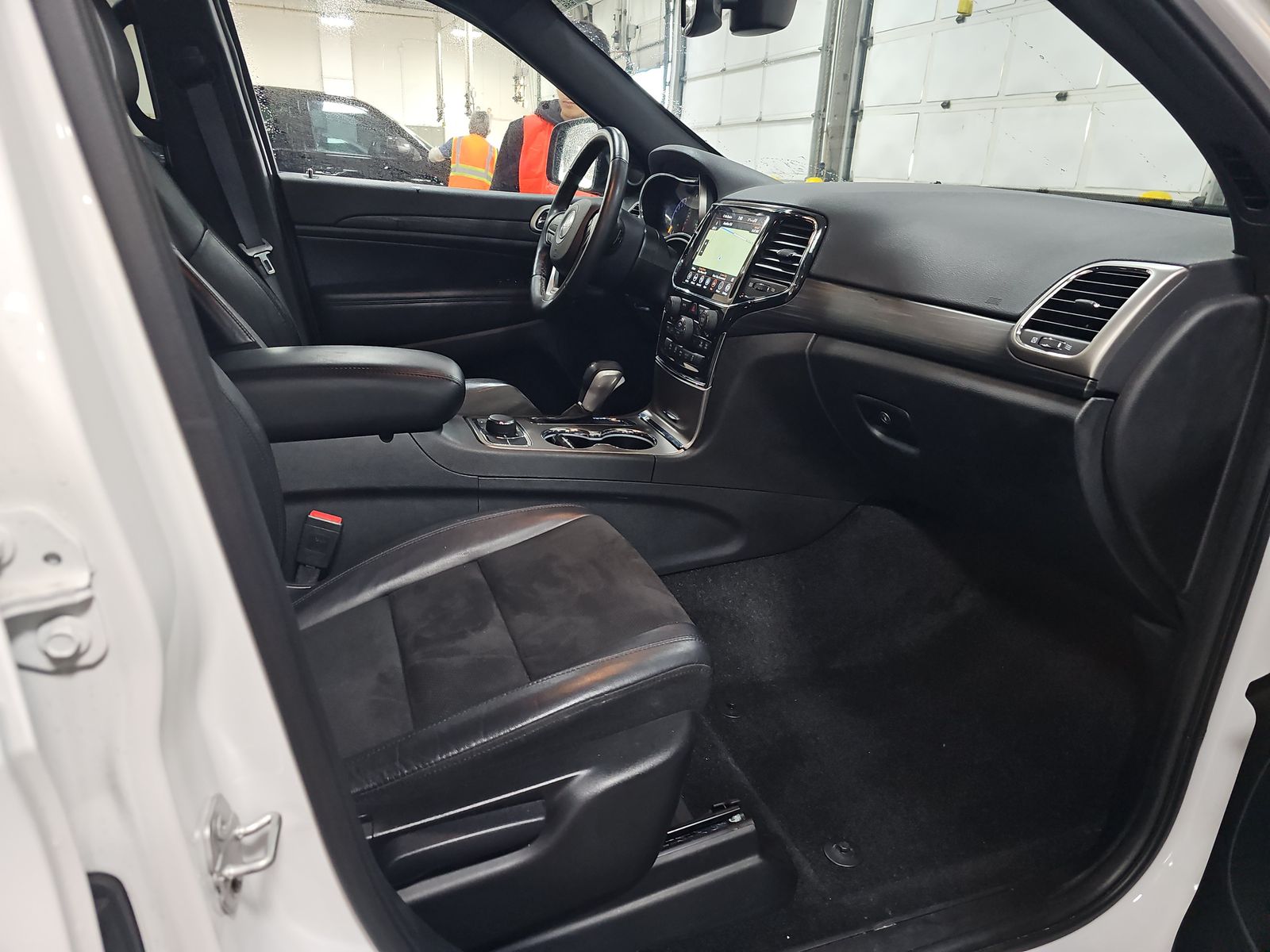 2022 Jeep Grand Cherokee Laredo X AWD