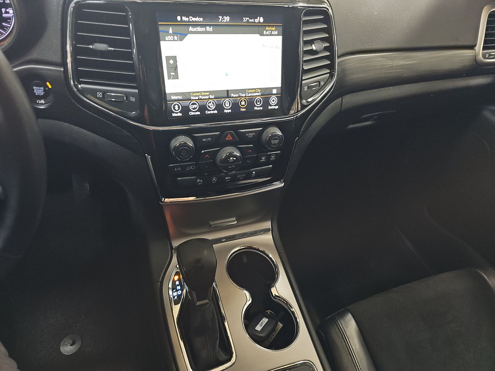 2022 Jeep Grand Cherokee Laredo X AWD