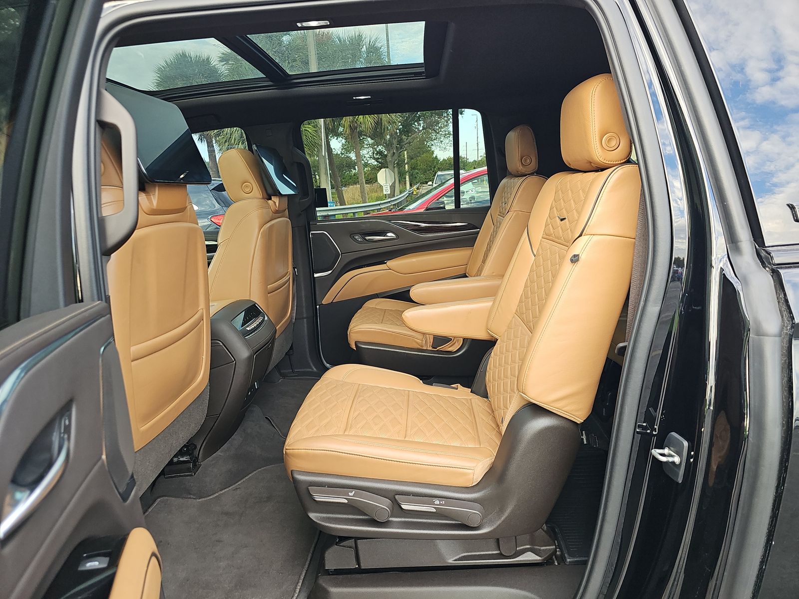 2021 Cadillac Escalade ESV Sport RWD