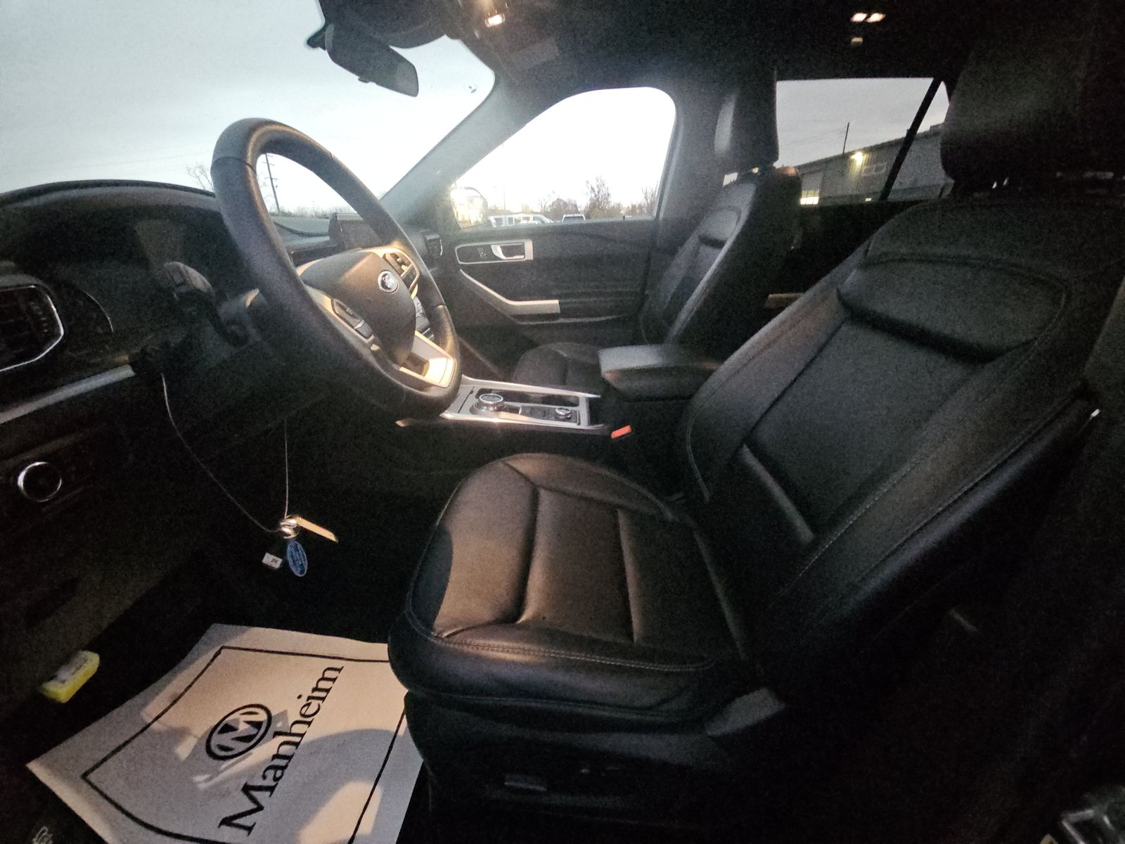 2023 Ford Explorer XLT AWD