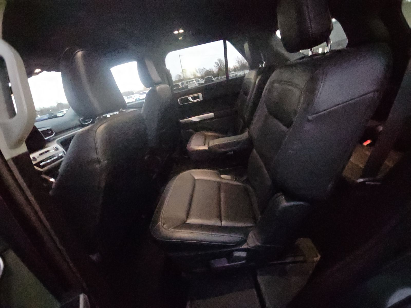 2023 Ford Explorer XLT AWD