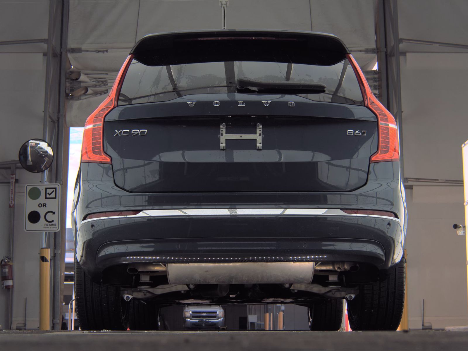 2025 Volvo XC90 B6 Plus AWD