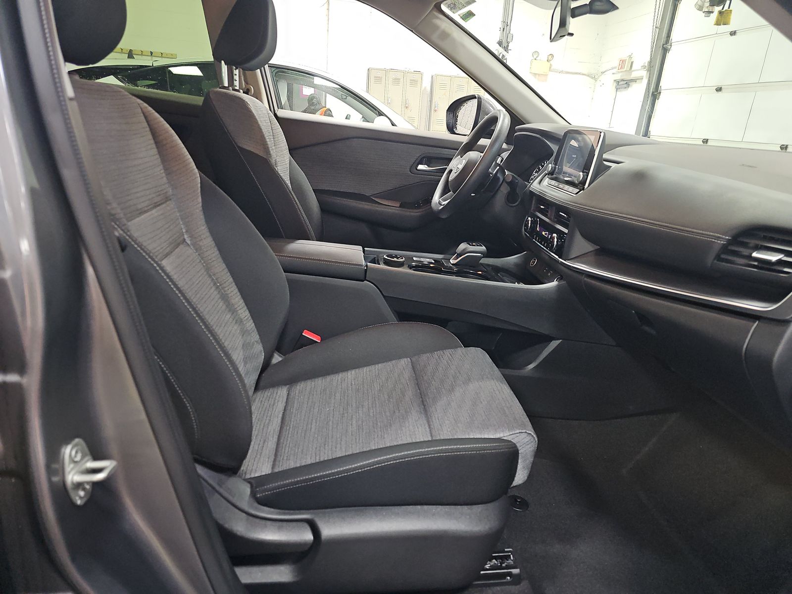 2023 Nissan Rogue SV AWD