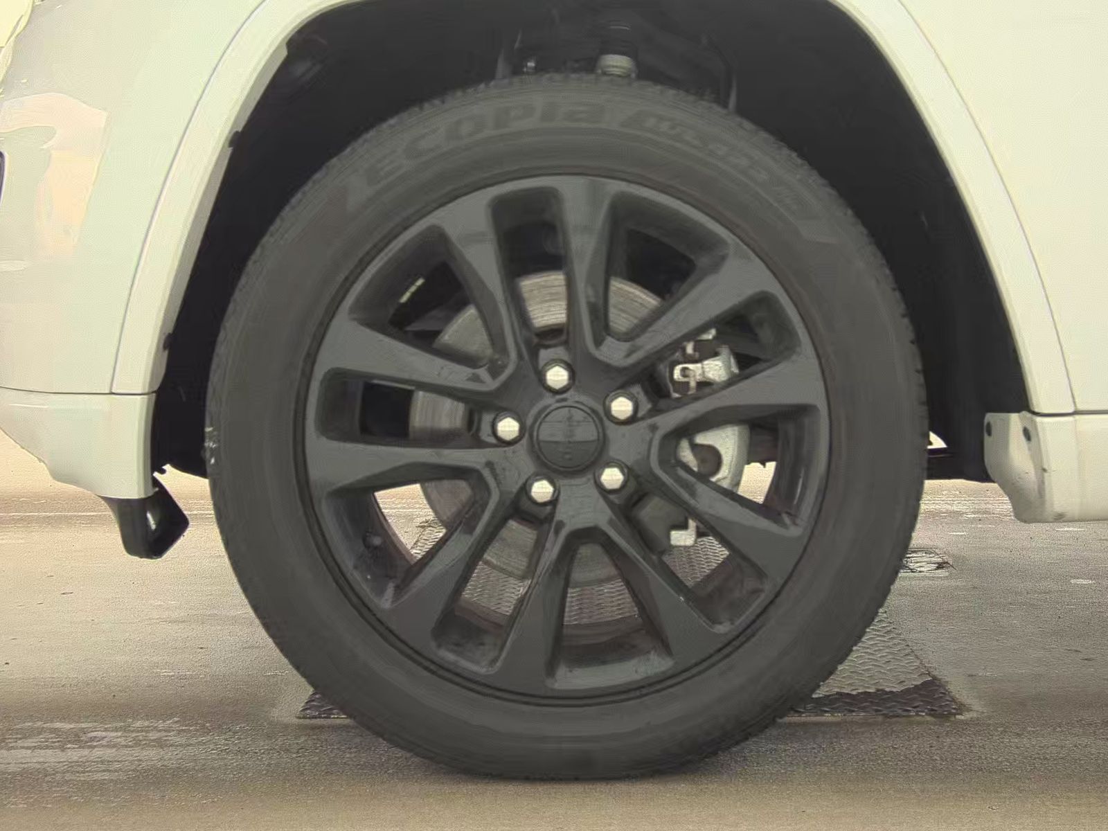 2022 Jeep Grand Cherokee Laredo X AWD