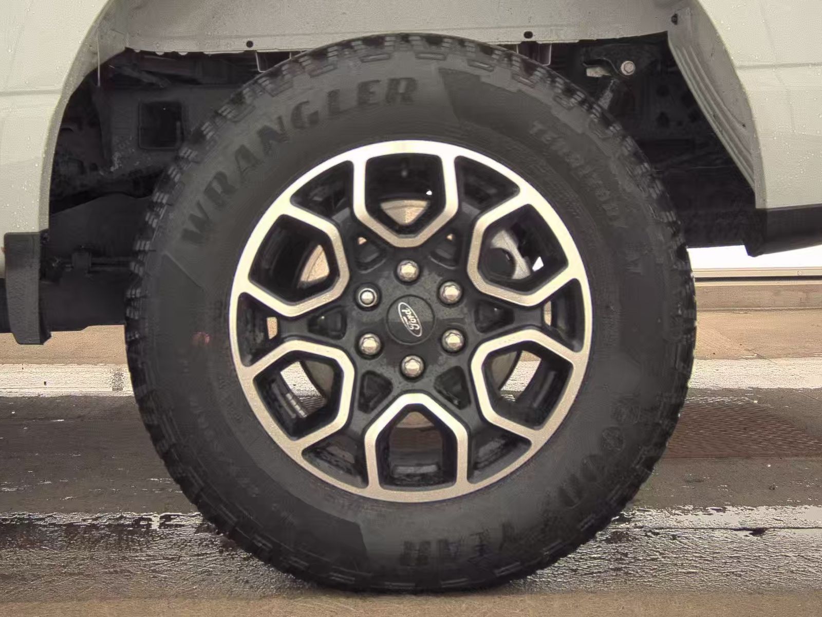 2023 Ford F-150 Hybrid XLT AWD