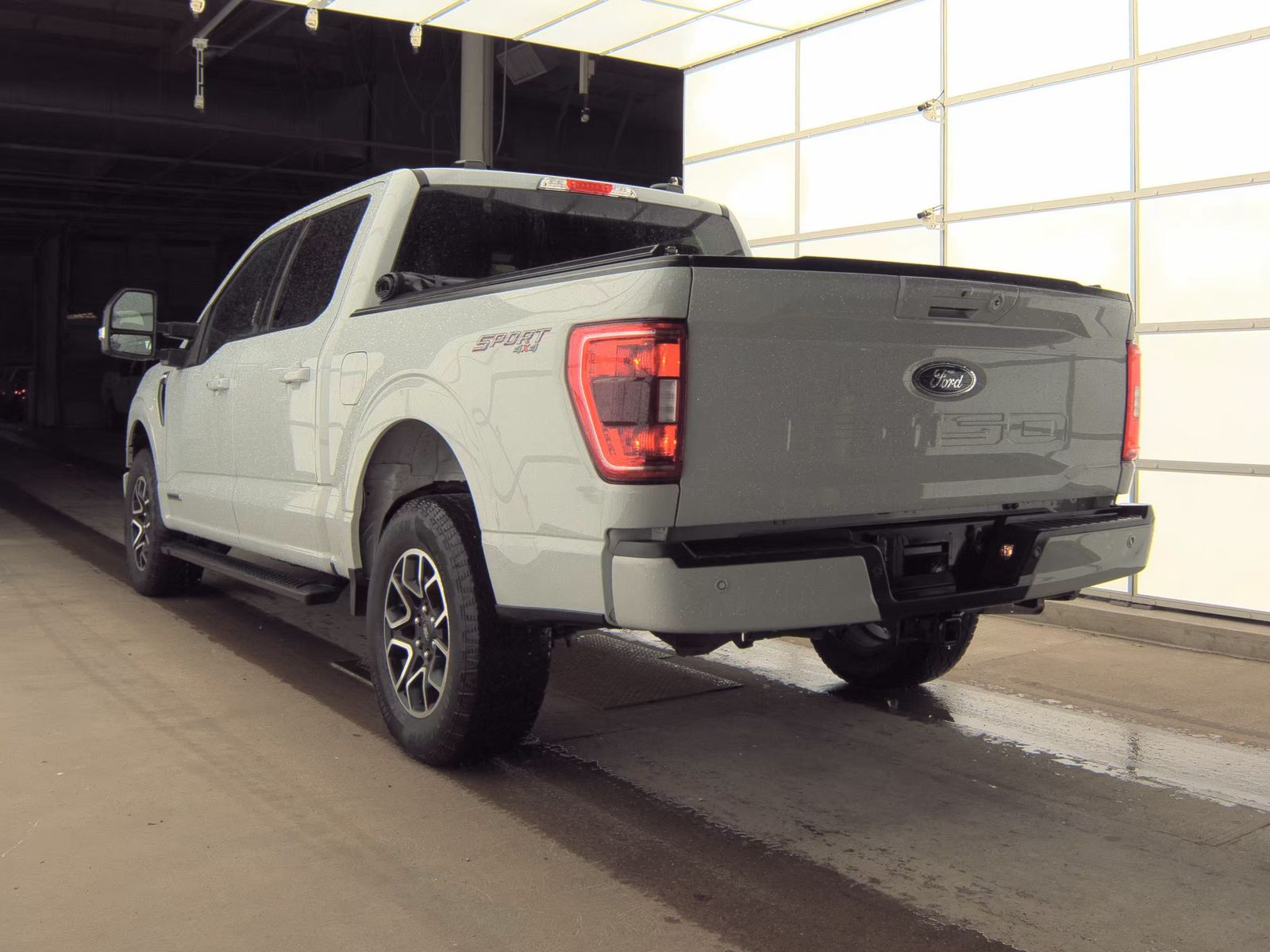 2023 Ford F-150 Hybrid XLT AWD