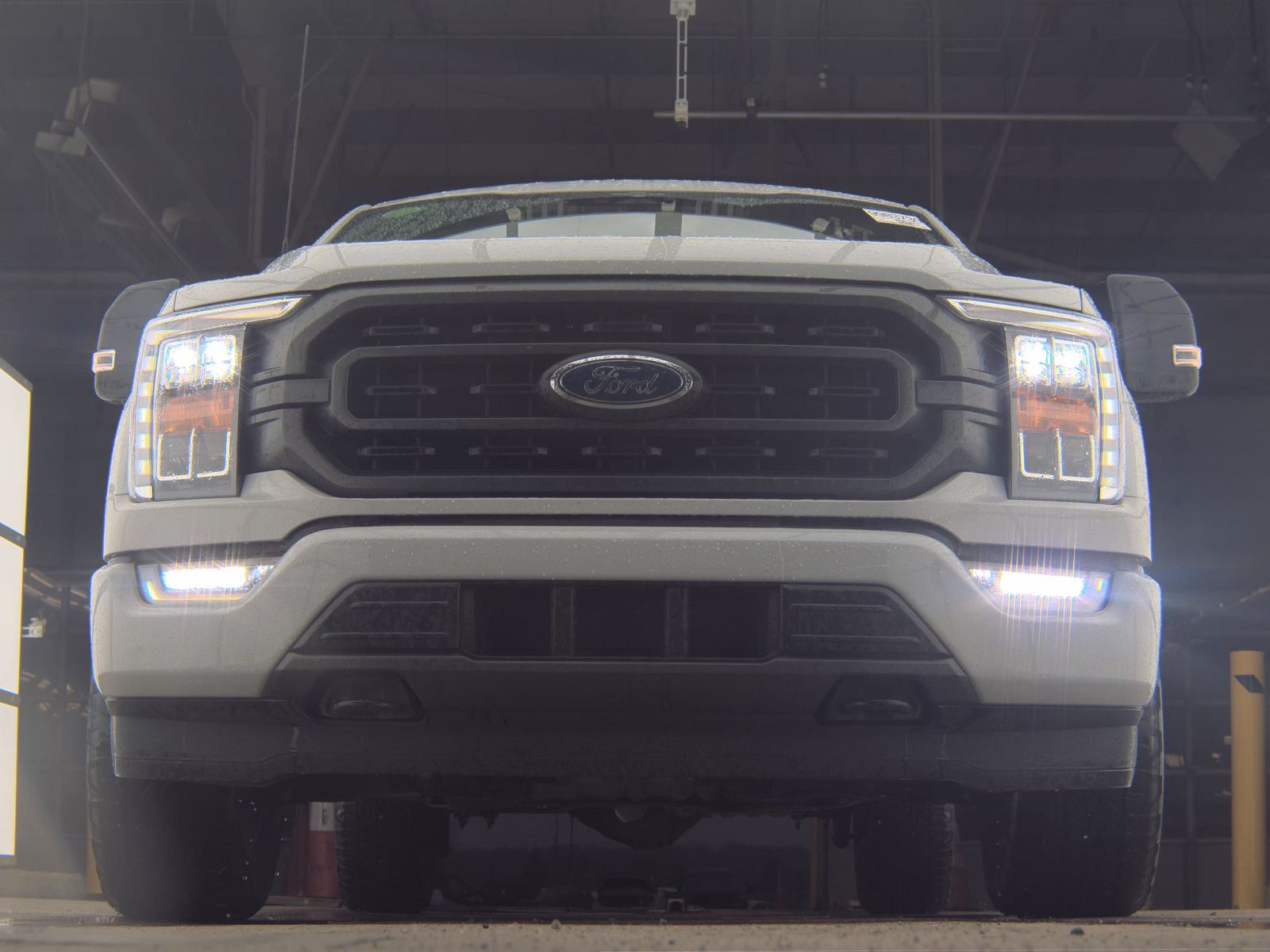 2023 Ford F-150 Hybrid XLT AWD