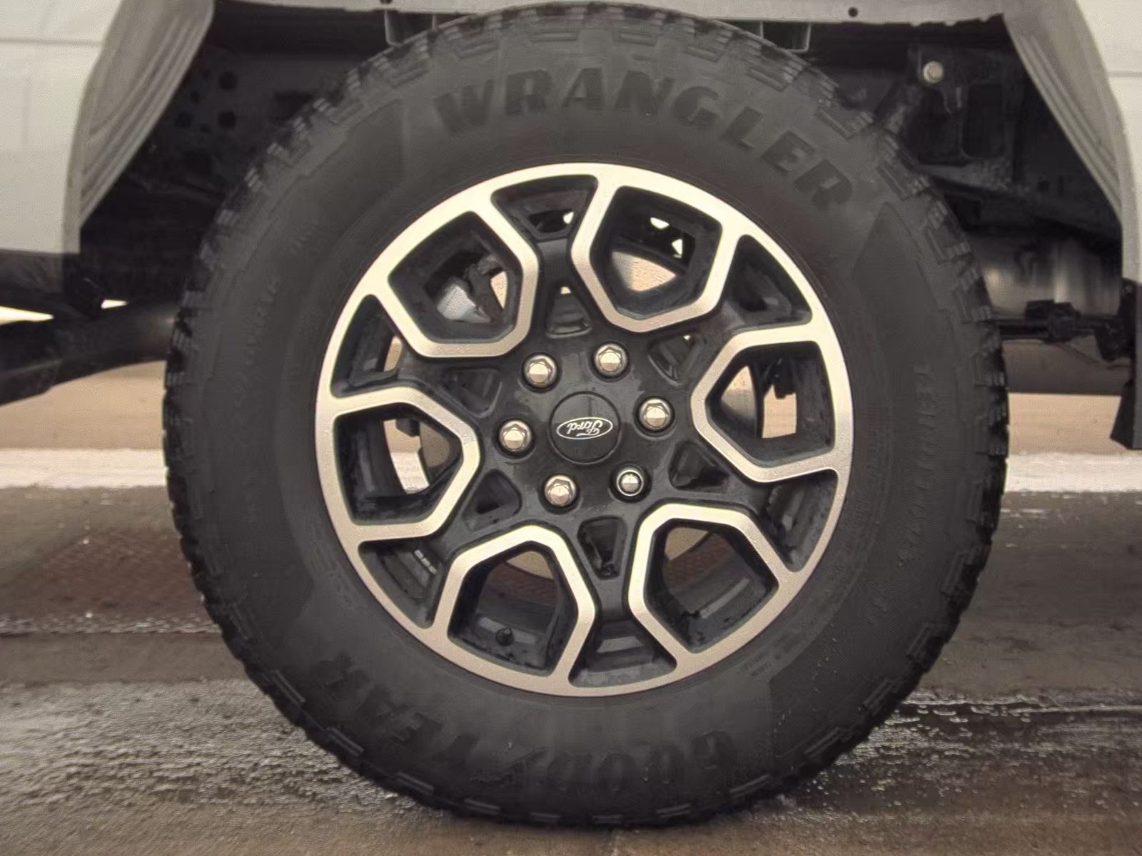 2023 Ford F-150 Hybrid XLT AWD