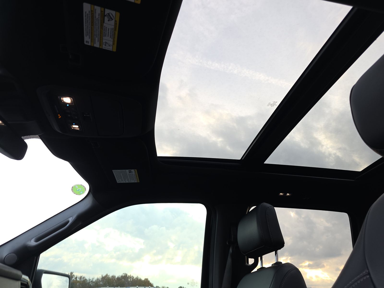 2023 Ford F-150 Hybrid XLT AWD