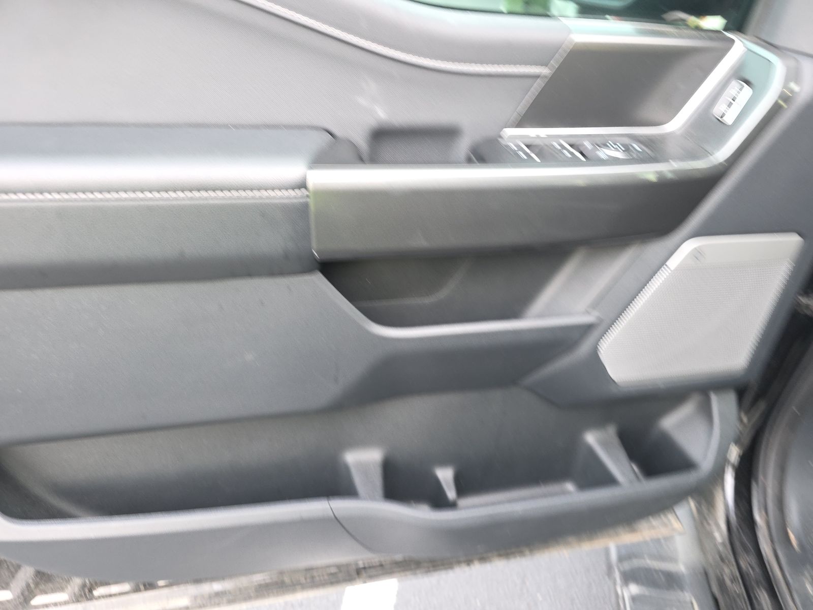 2023 Ford F-150 Hybrid XLT AWD