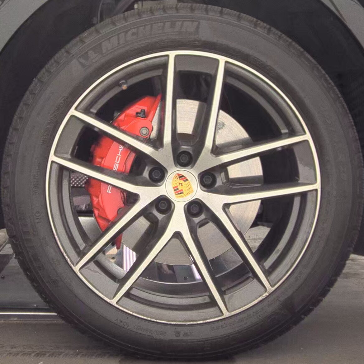 2024 Porsche Macan S AWD