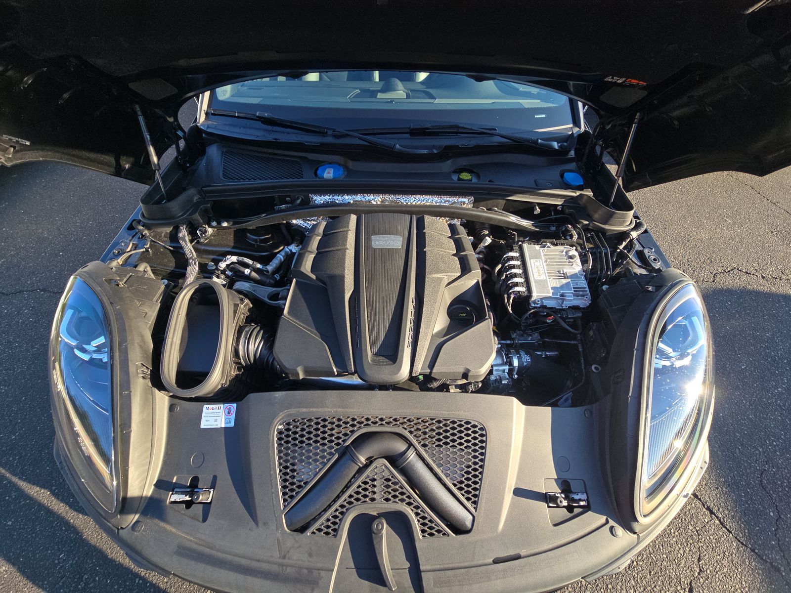 2024 Porsche Macan S AWD