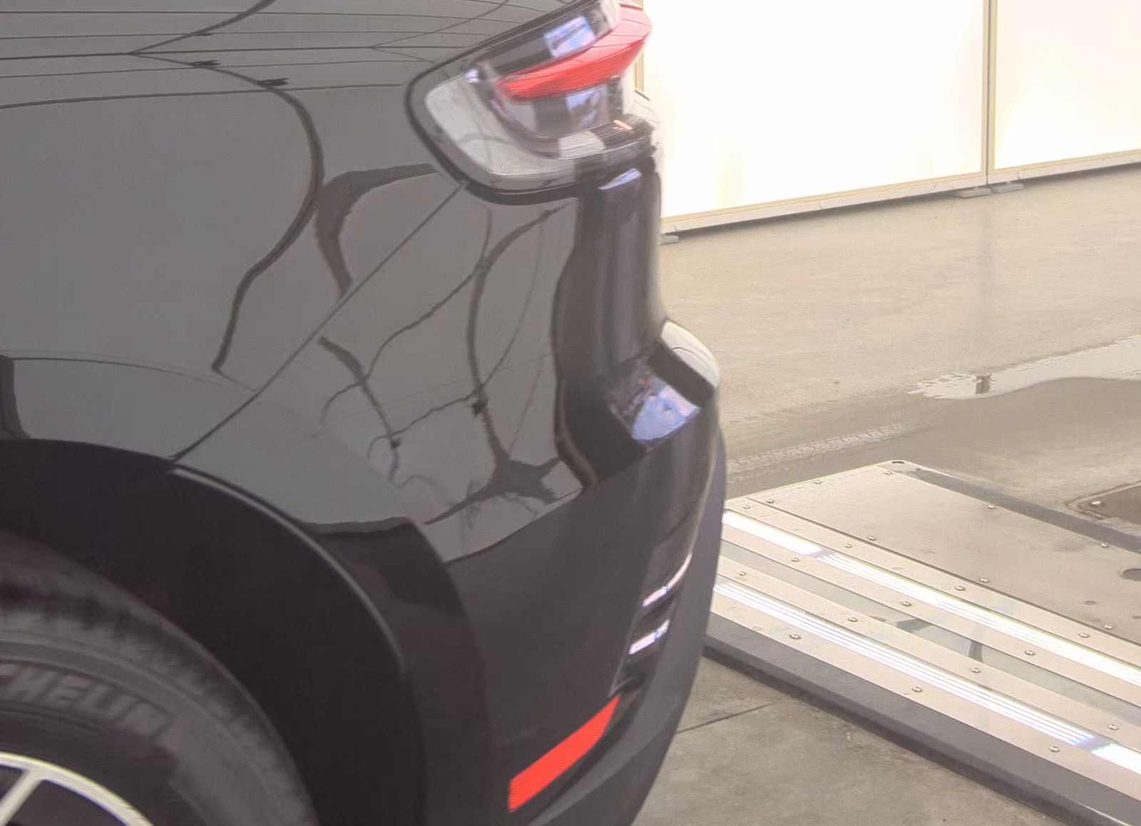 2024 Porsche Macan S AWD