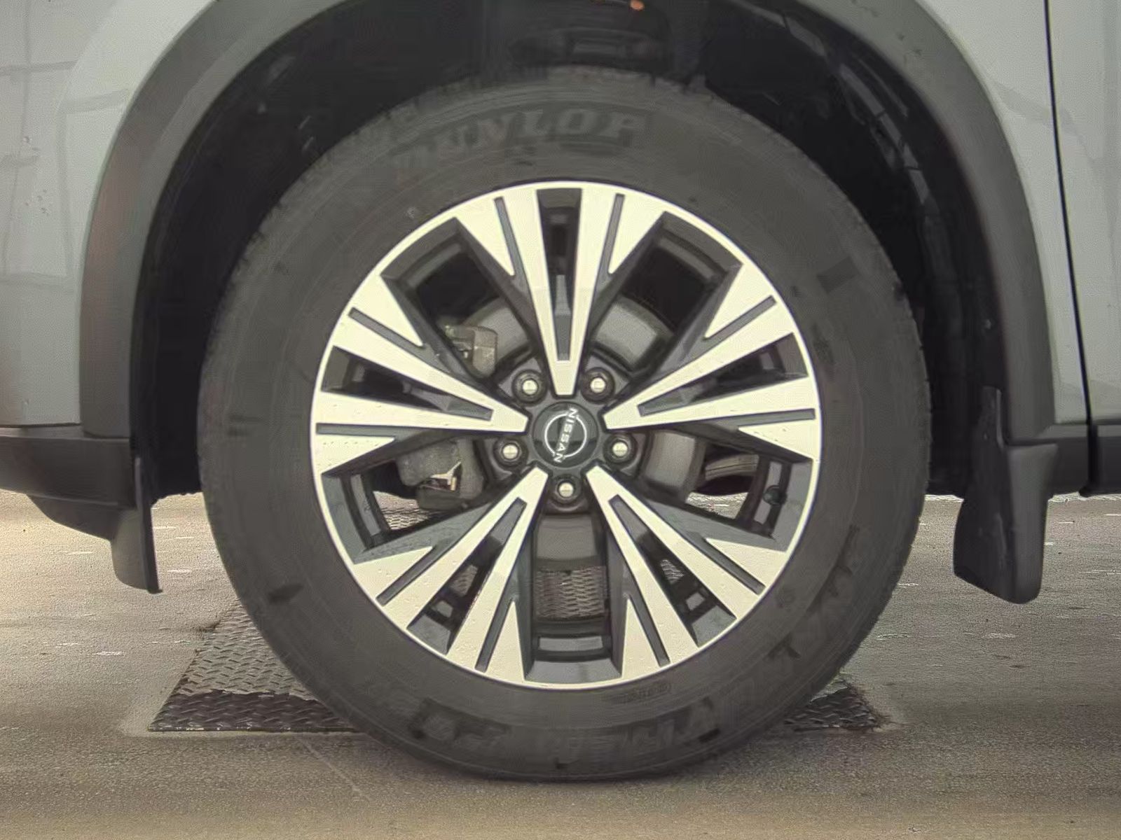 2023 Nissan Rogue SV AWD