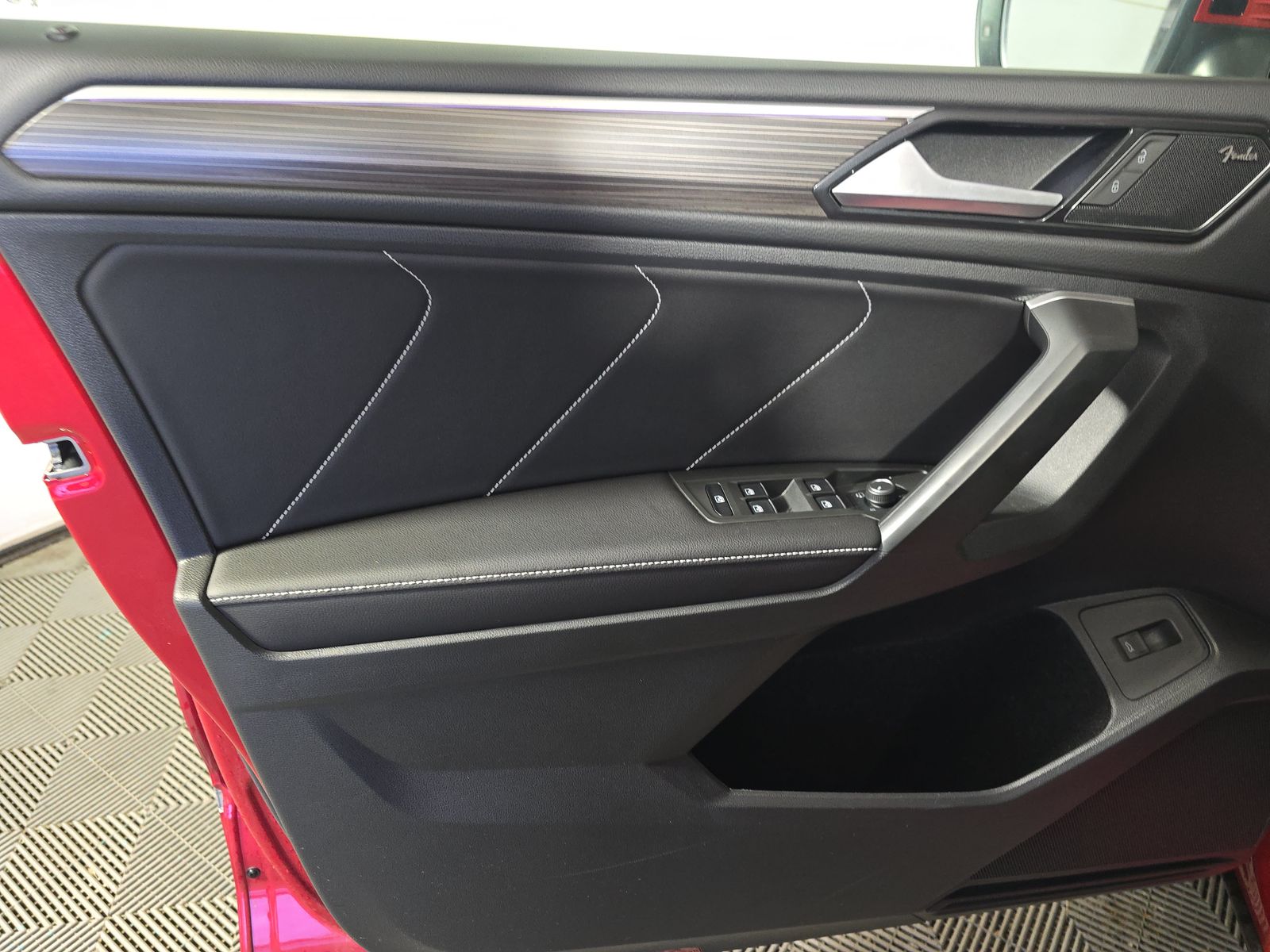 2024 Volkswagen Tiguan 2.0T SEL R-Line AWD