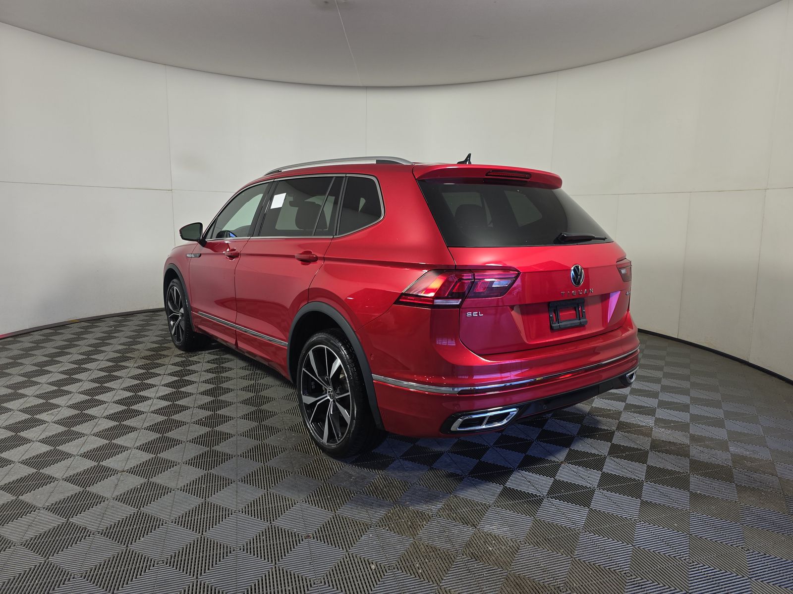 2024 Volkswagen Tiguan 2.0T SEL R-Line AWD