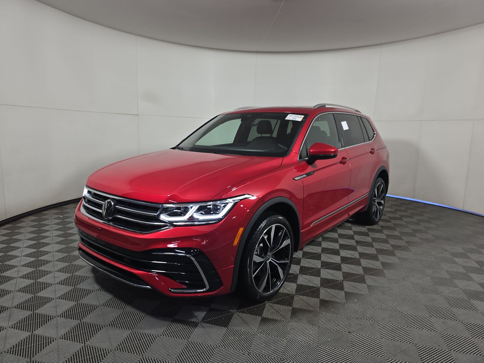 2024 Volkswagen Tiguan 2.0T SEL R-Line AWD