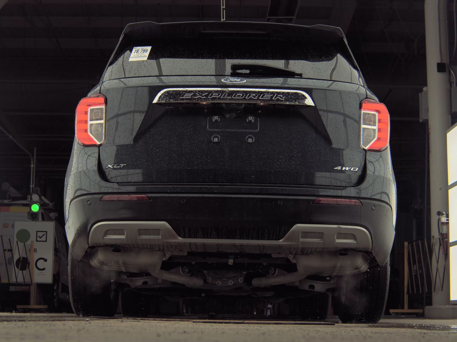 2023 Ford Explorer XLT AWD