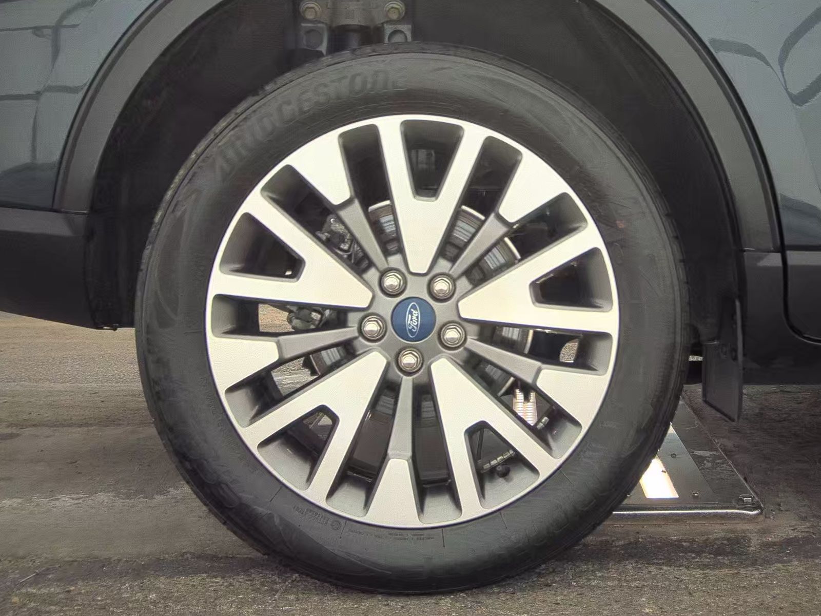 2022 Ford Escape Titanium AWD