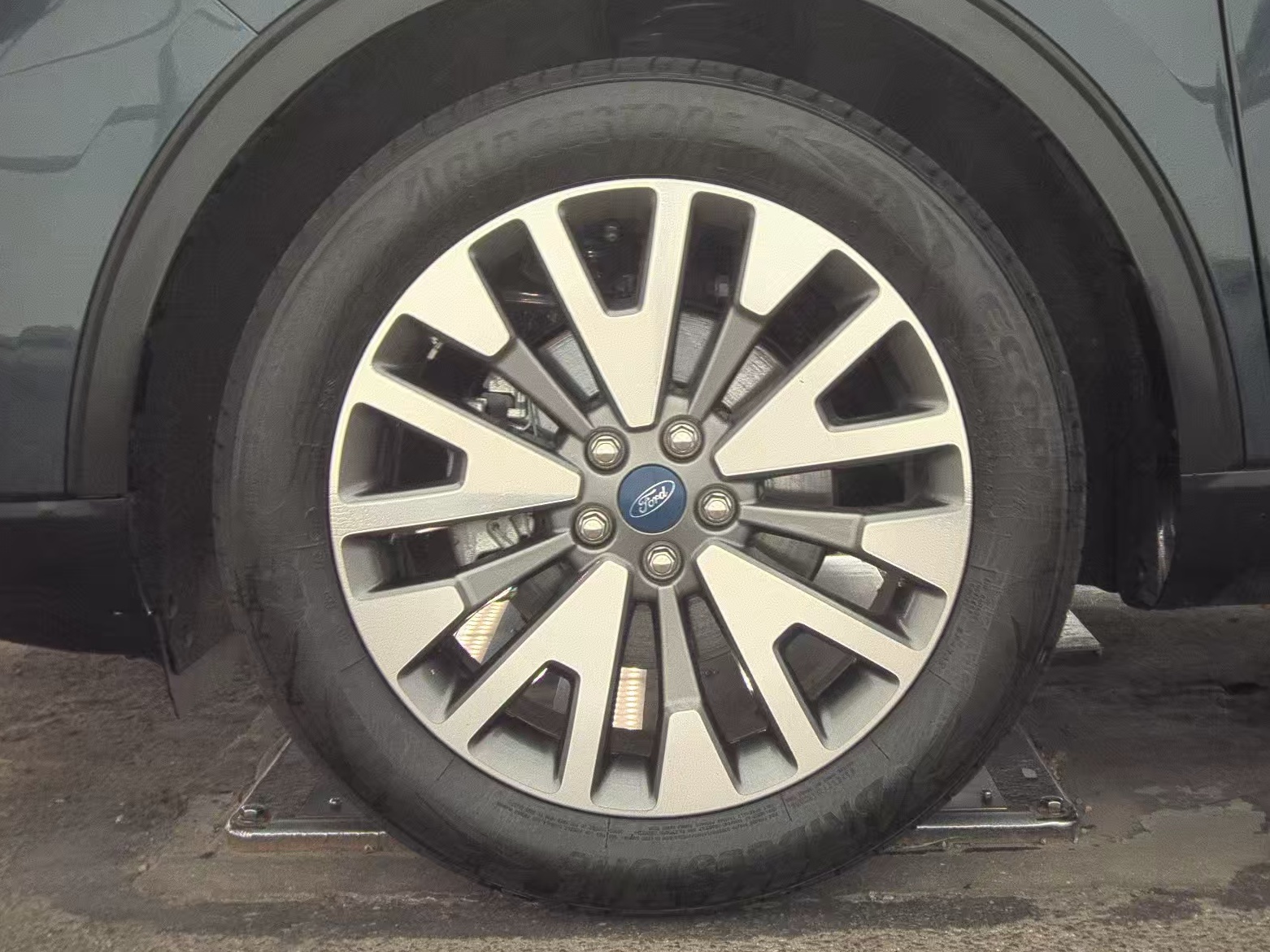 2022 Ford Escape Titanium AWD