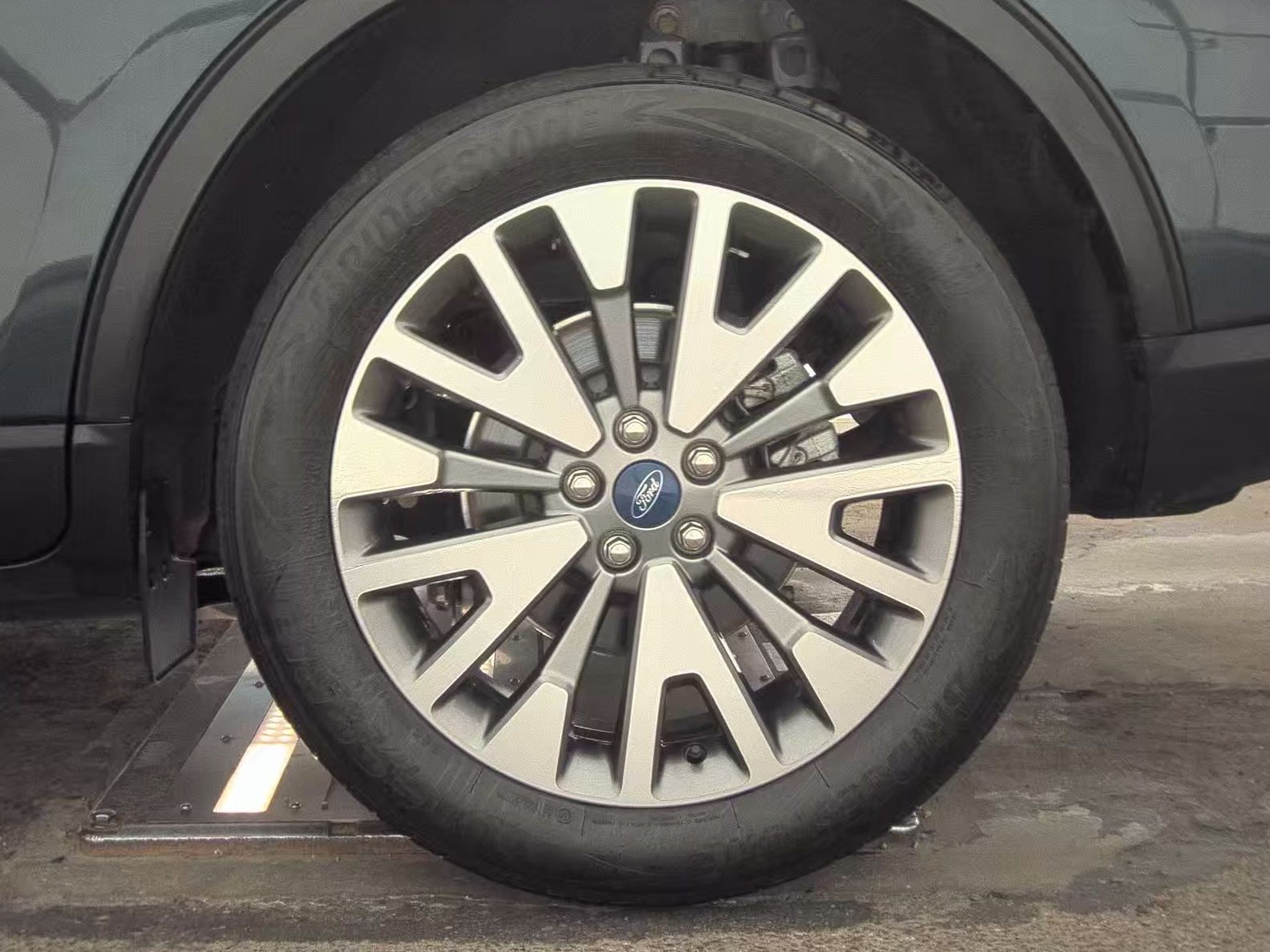 2022 Ford Escape Titanium AWD