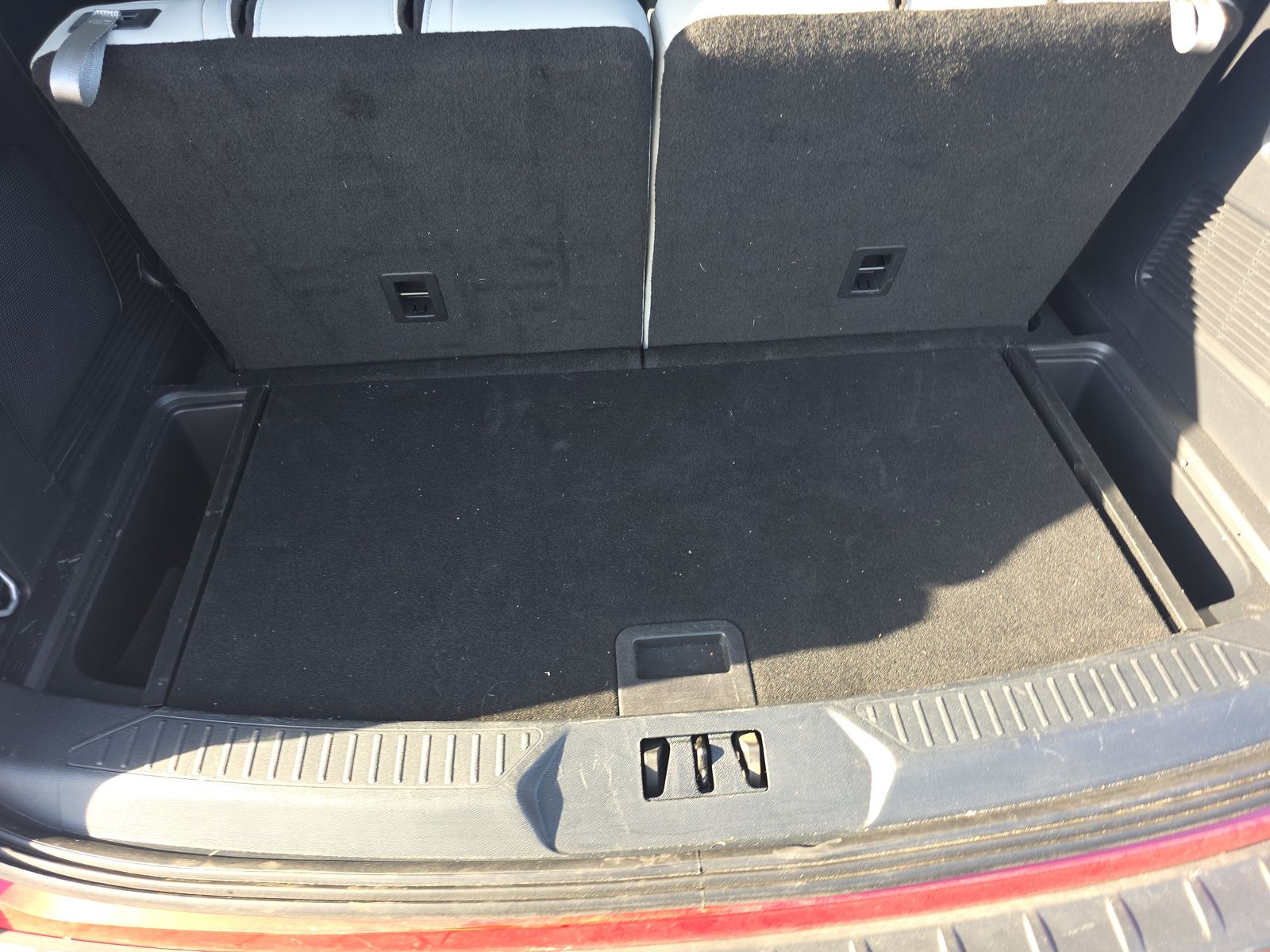 2025 Ford Explorer Platinum RWD