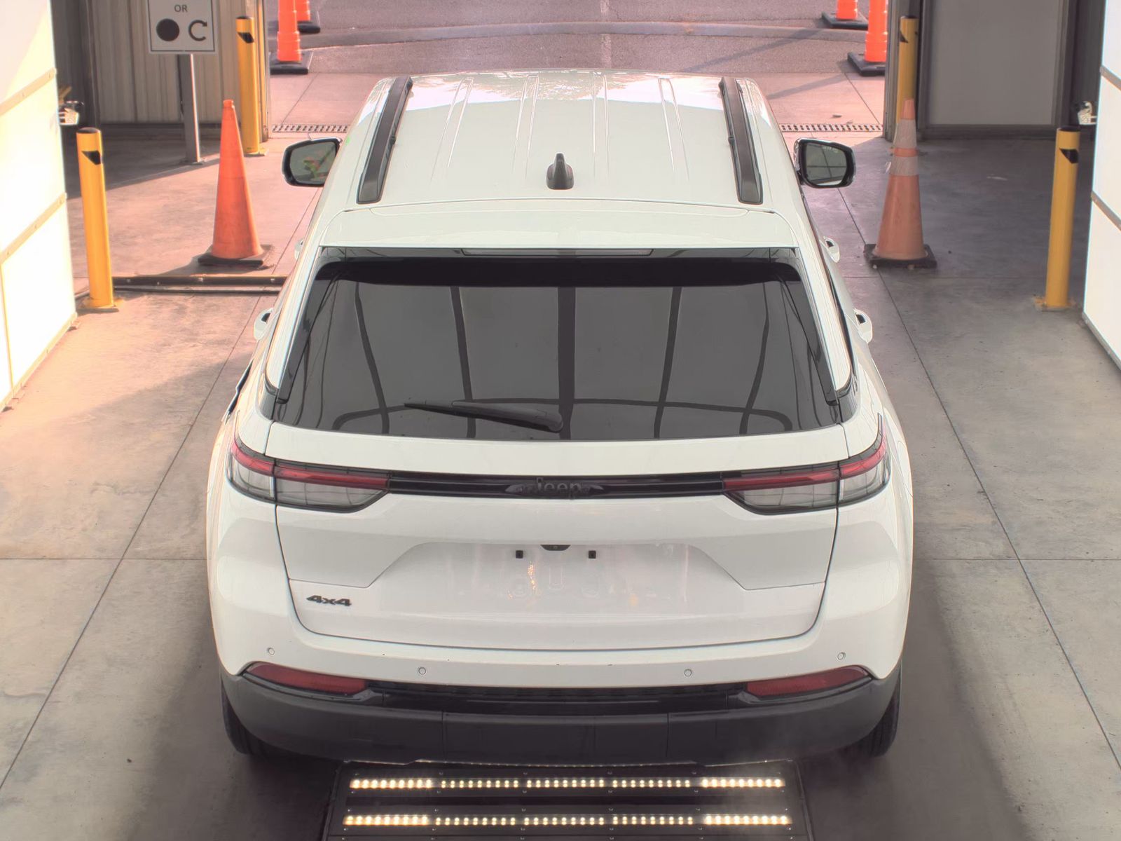 2024 Jeep Grand Cherokee Altitude AWD