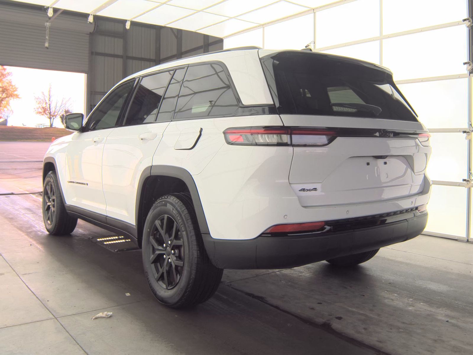 2024 Jeep Grand Cherokee Altitude AWD