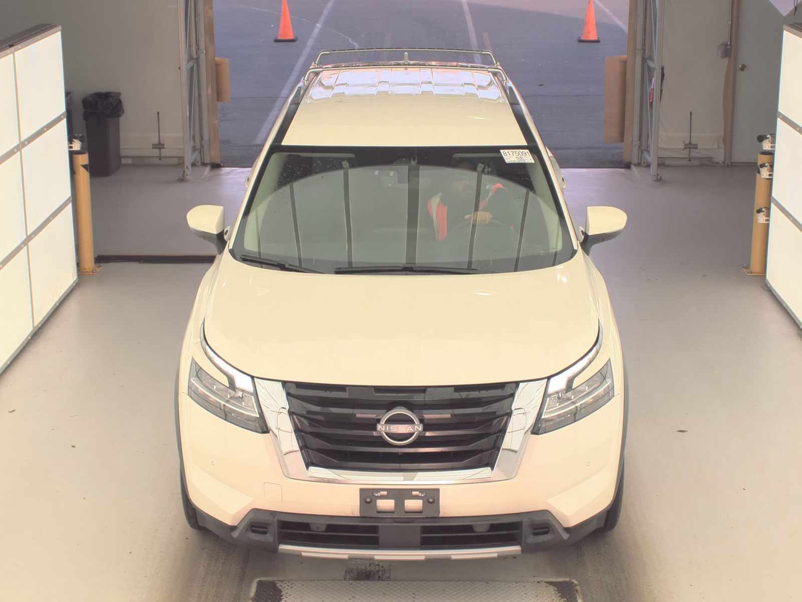 2023 Nissan Pathfinder SL FWD