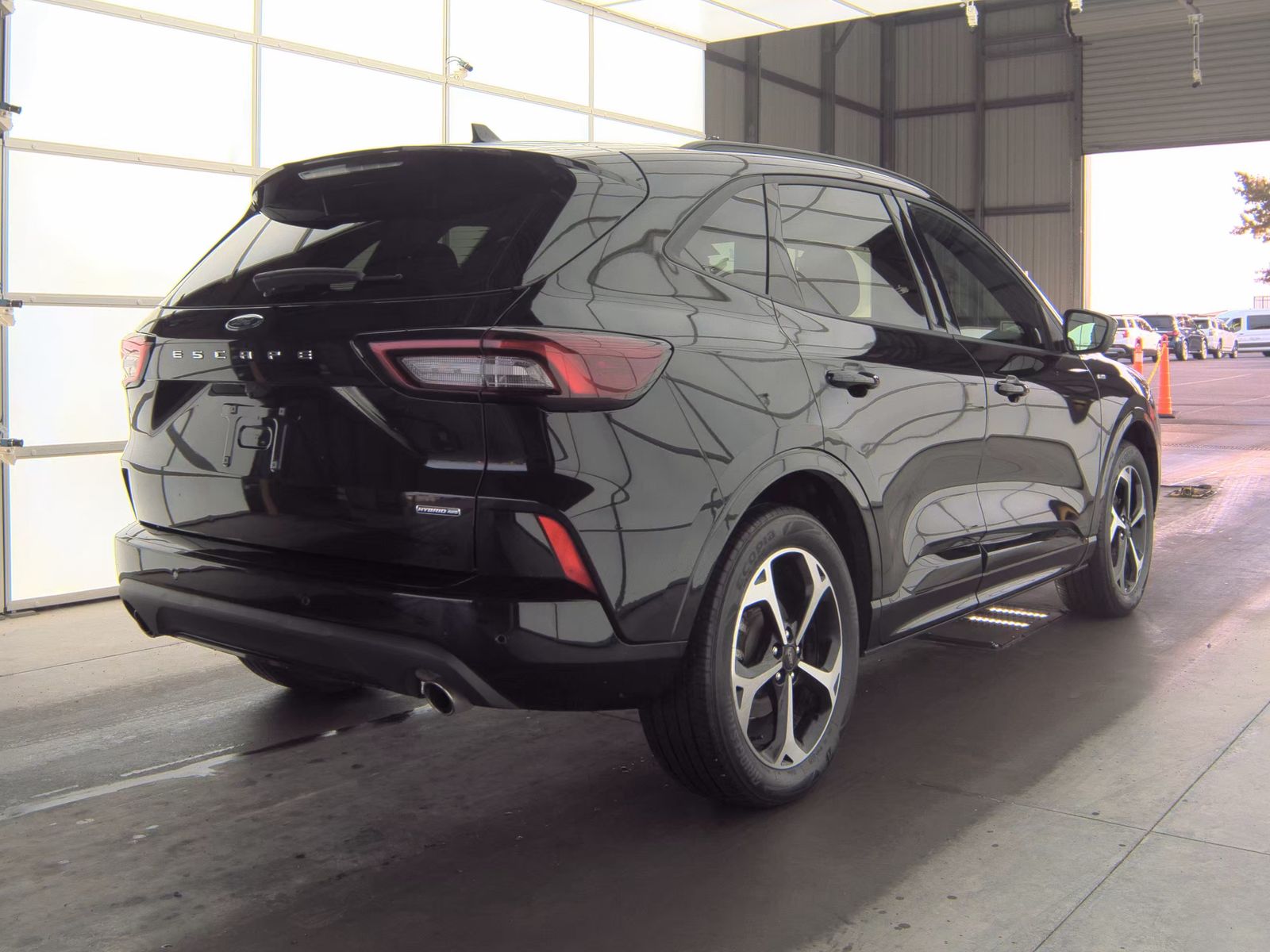 2025 Ford Escape Hybrid ST-Line Elite AWD