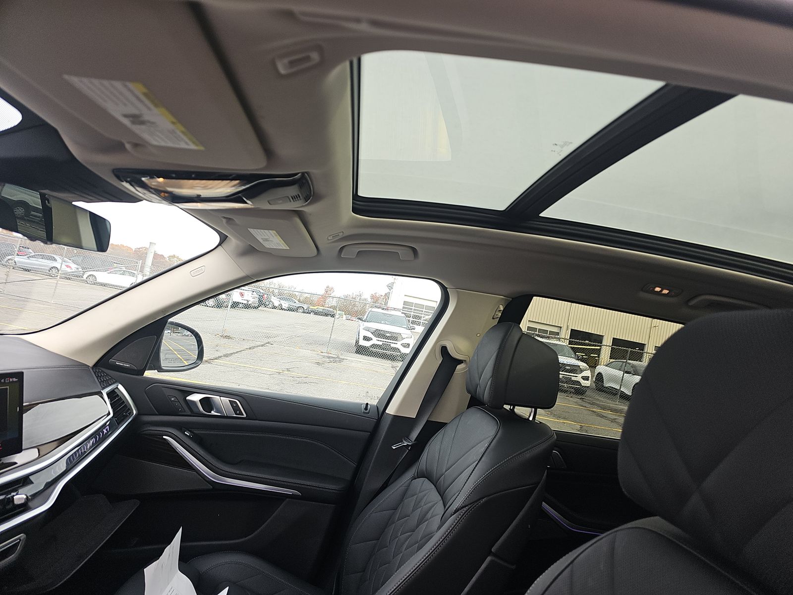 2025 BMW X7 xDrive40i AWD