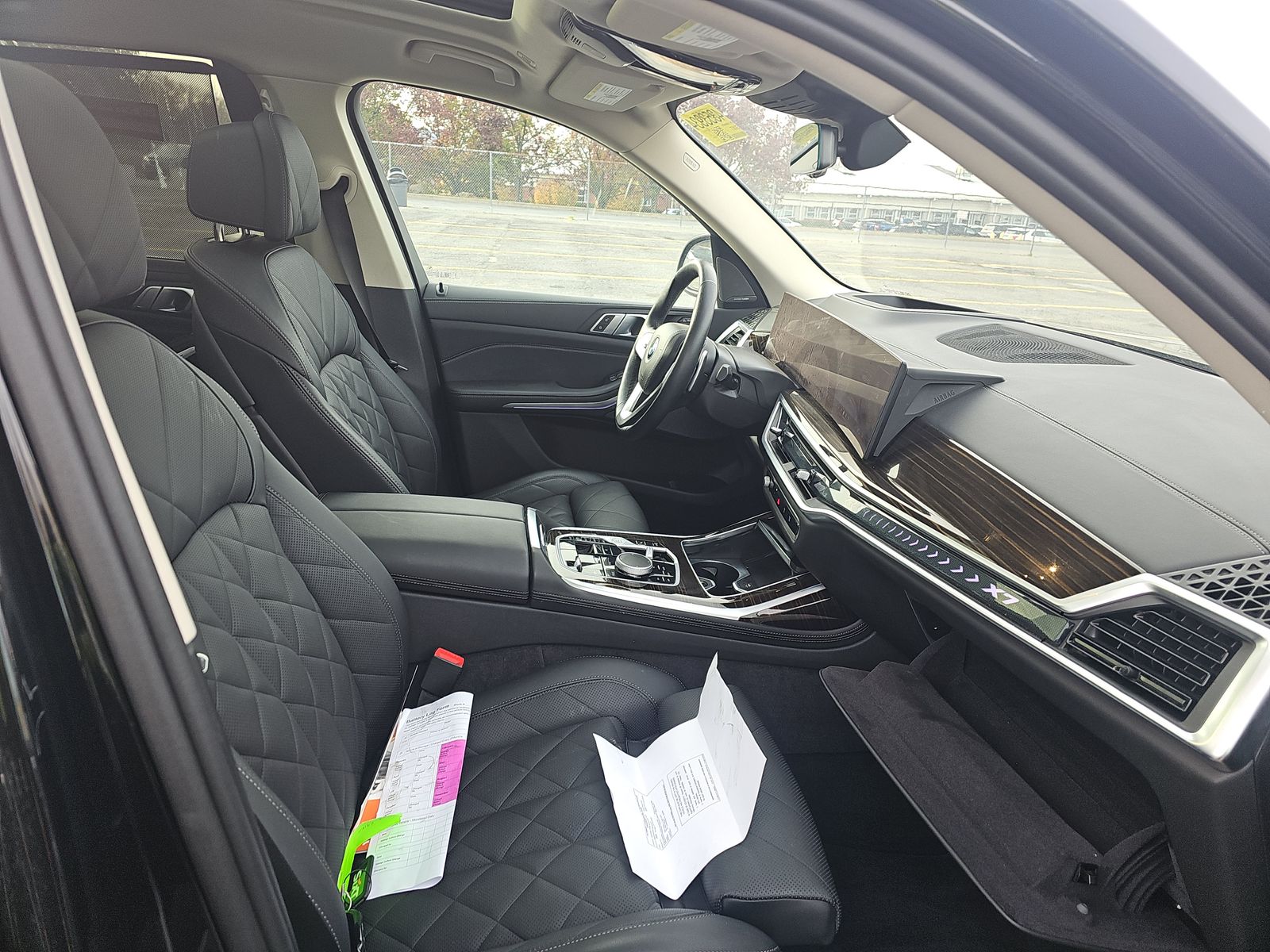 2025 BMW X7 xDrive40i AWD