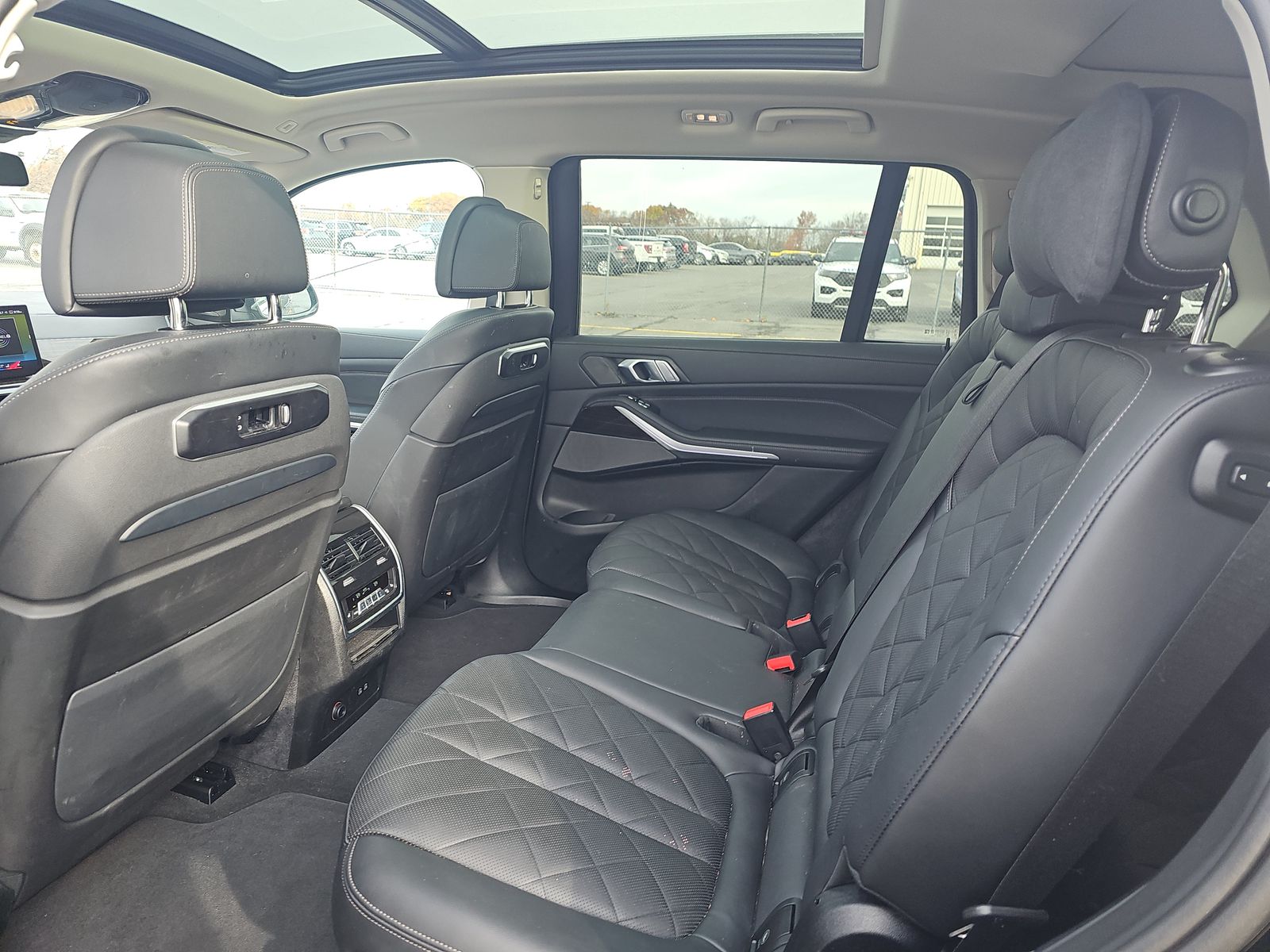 2025 BMW X7 xDrive40i AWD