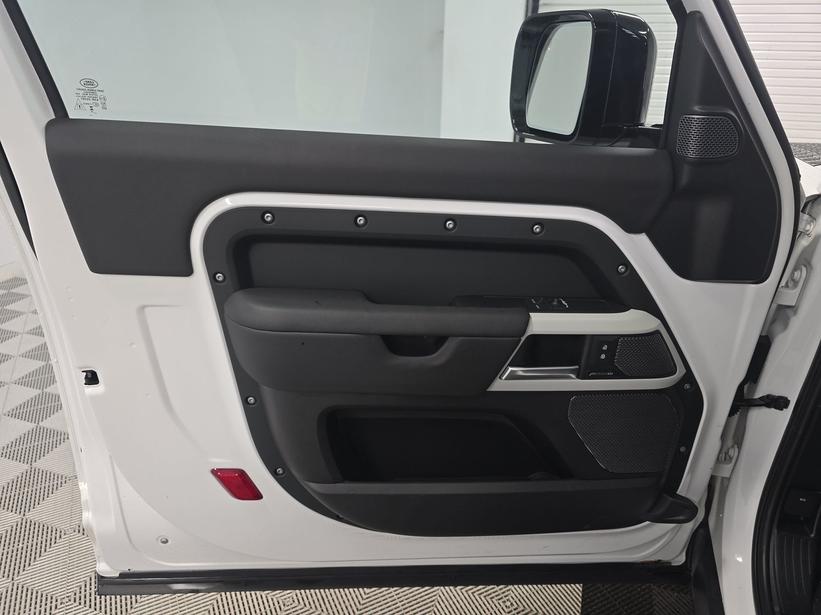 2024 Land Rover Defender 90 S AWD