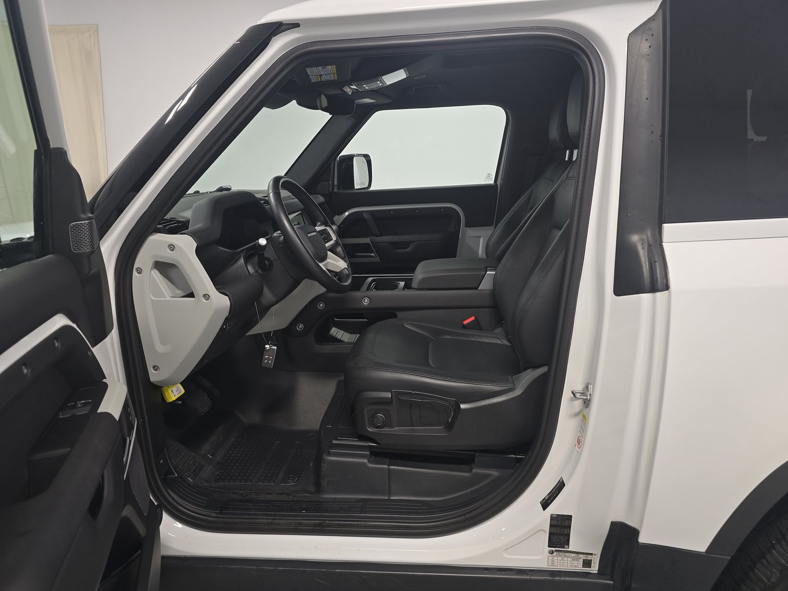 2024 Land Rover Defender 90 S AWD