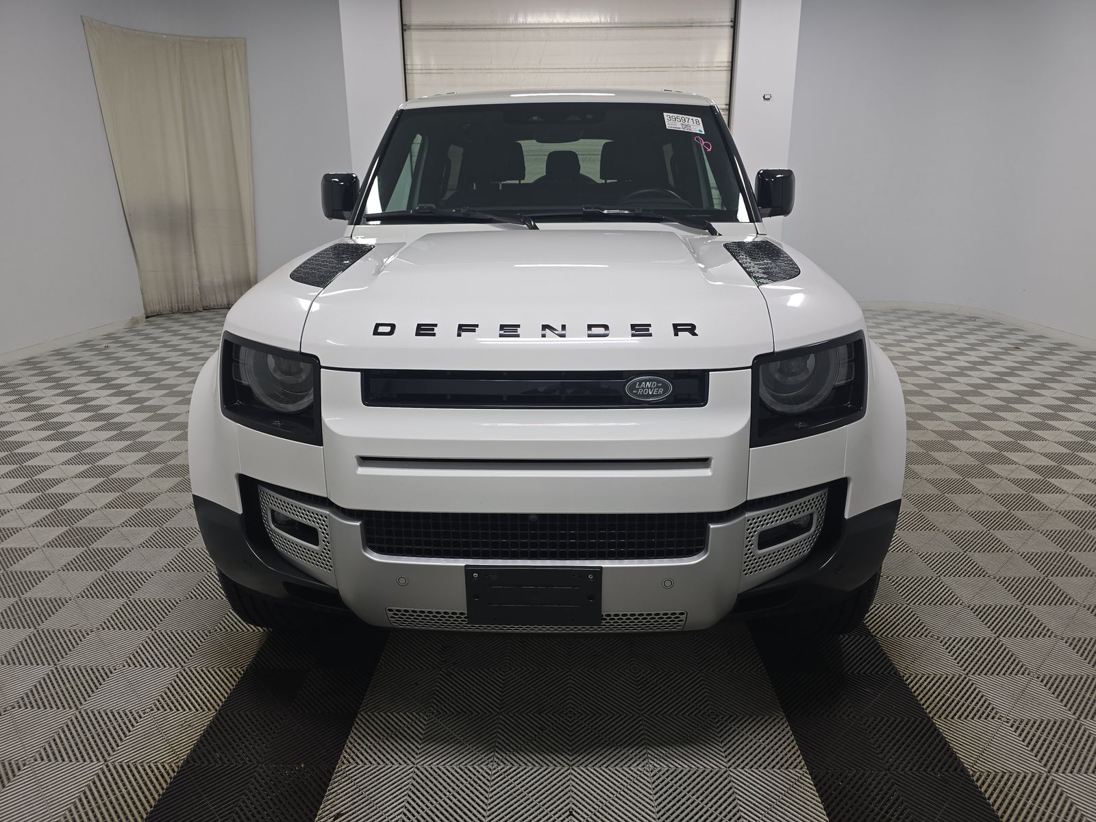 2024 Land Rover Defender 90 S AWD