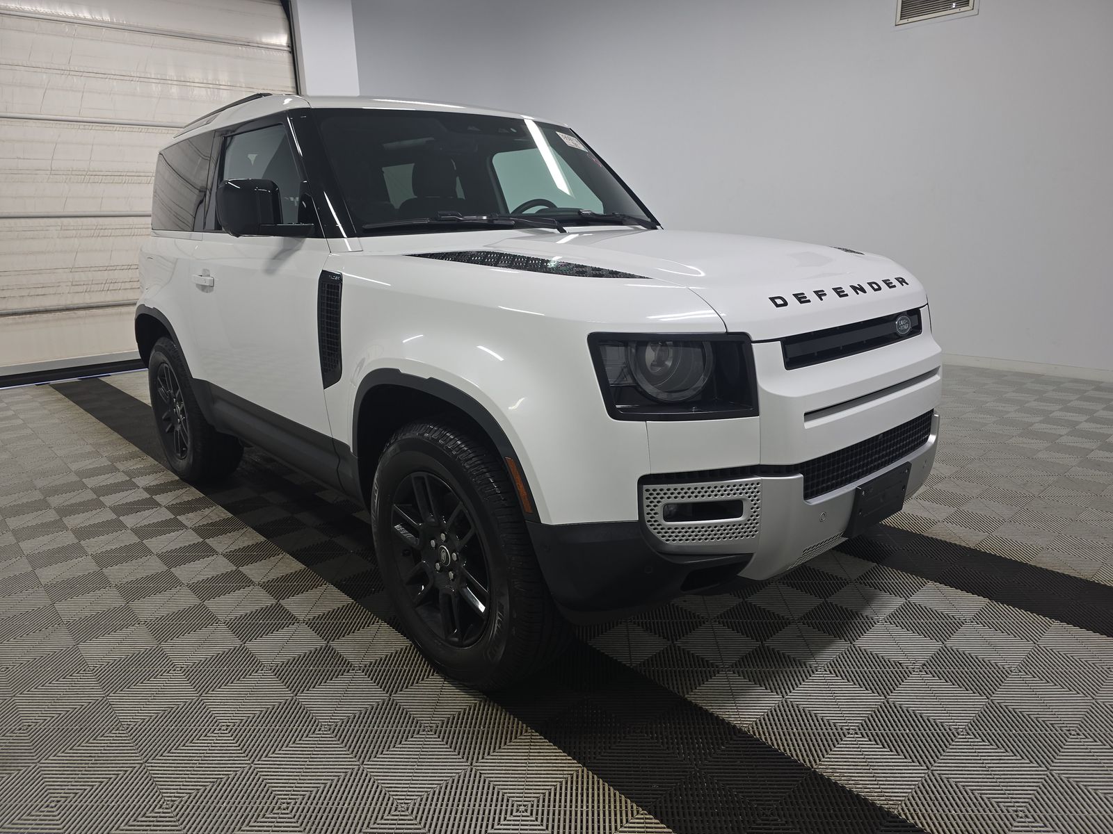 2024 Land Rover Defender 90 S AWD