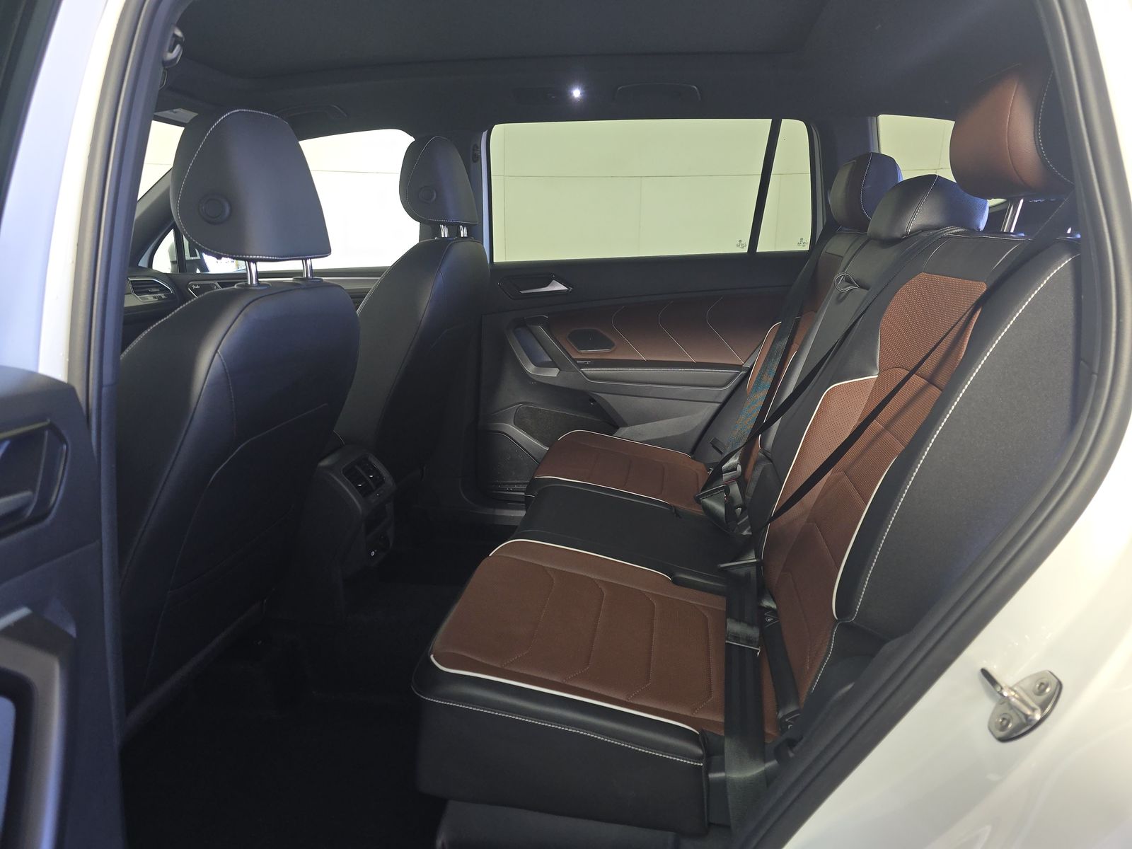 2024 Volkswagen Tiguan 2.0T SEL R-Line AWD