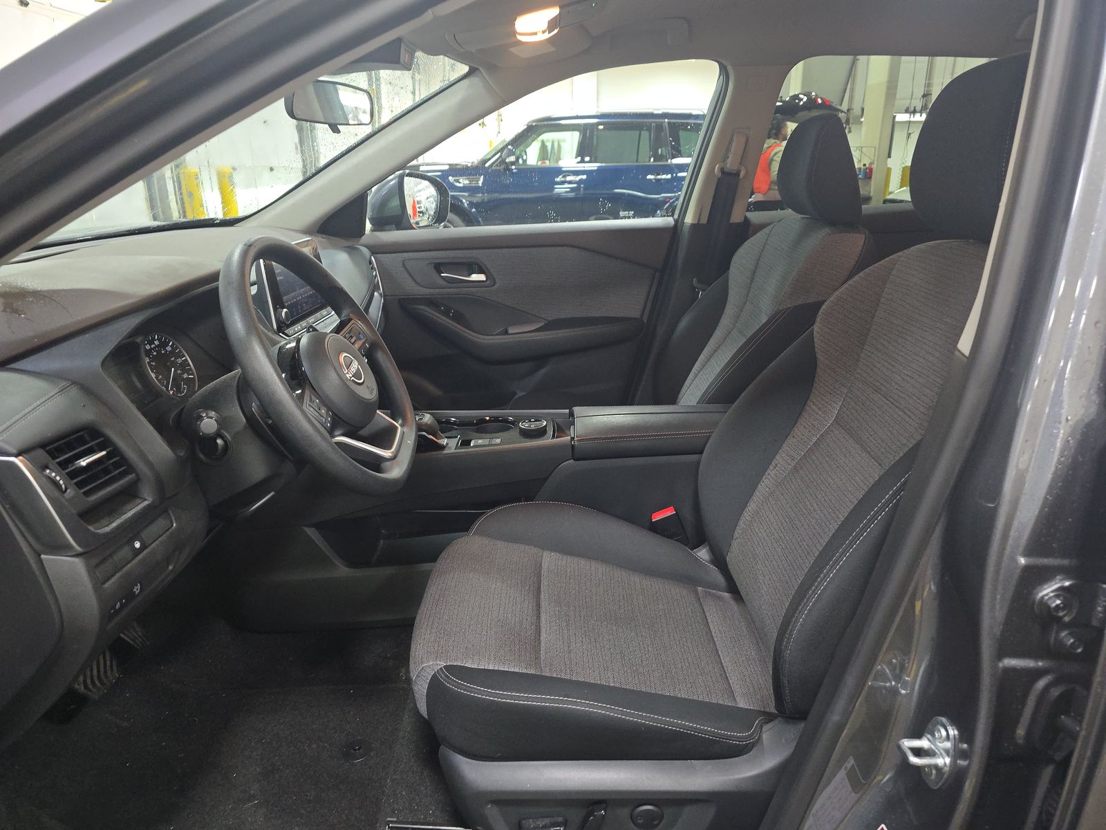 2023 Nissan Rogue SV AWD