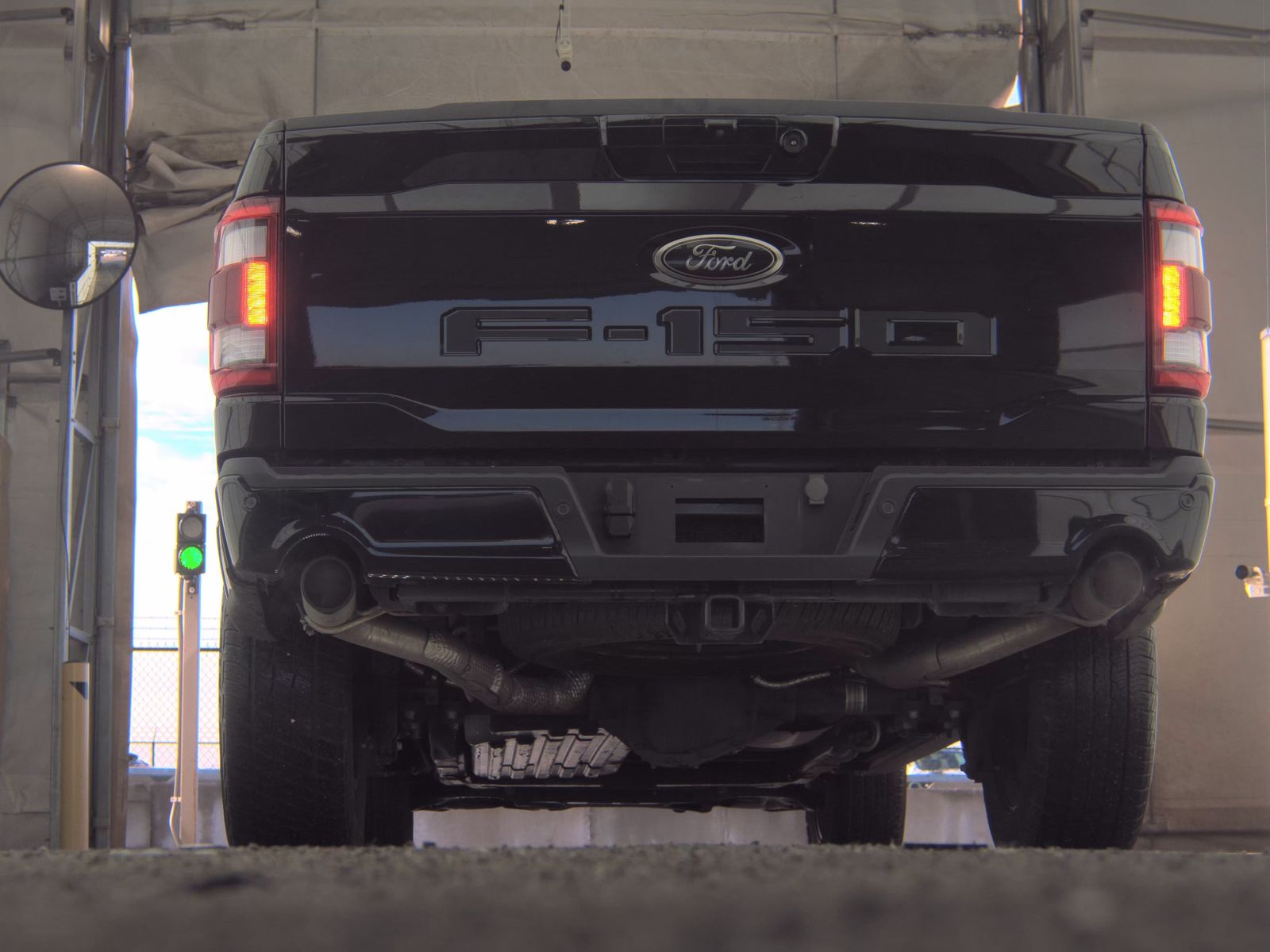 2023 Ford F-150 Hybrid Lariat AWD