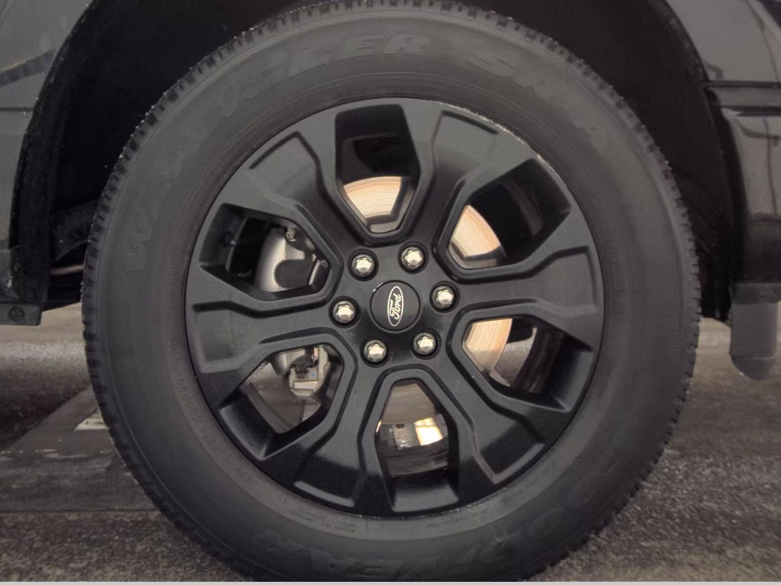 2023 Ford F-150 Hybrid Lariat AWD