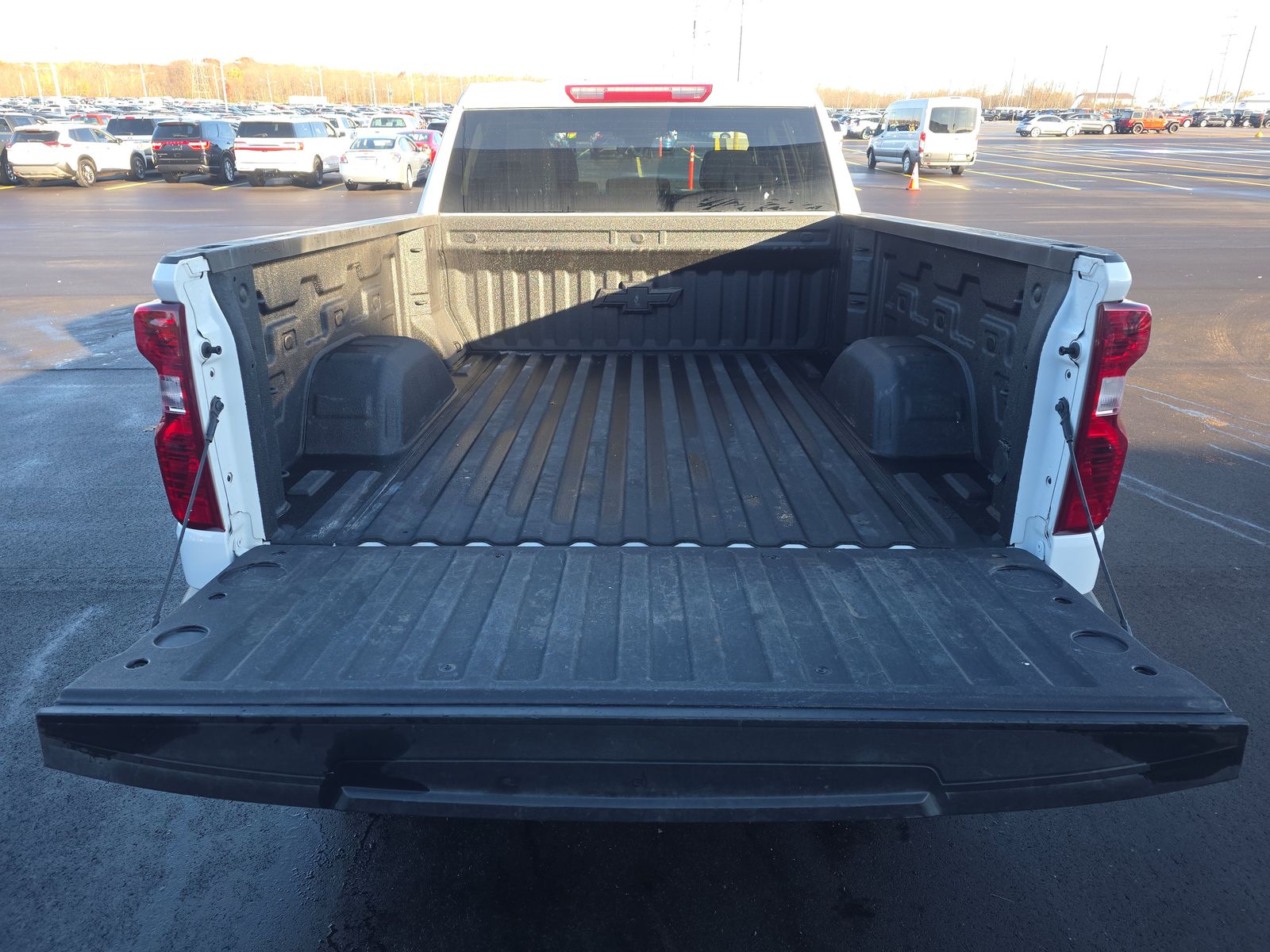 2023 Chevrolet Silverado 1500 Custom AWD