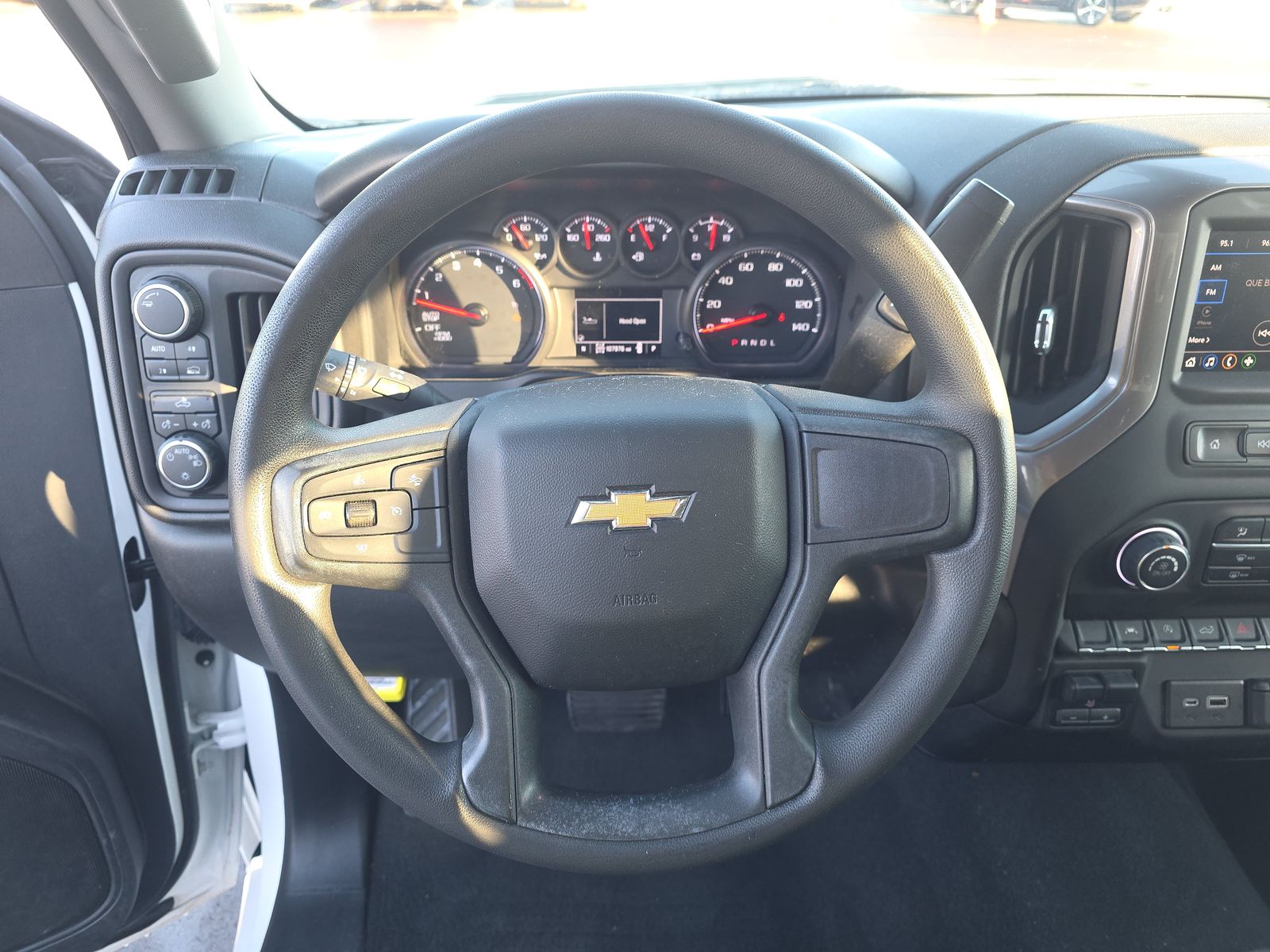 2023 Chevrolet Silverado 1500 Custom AWD