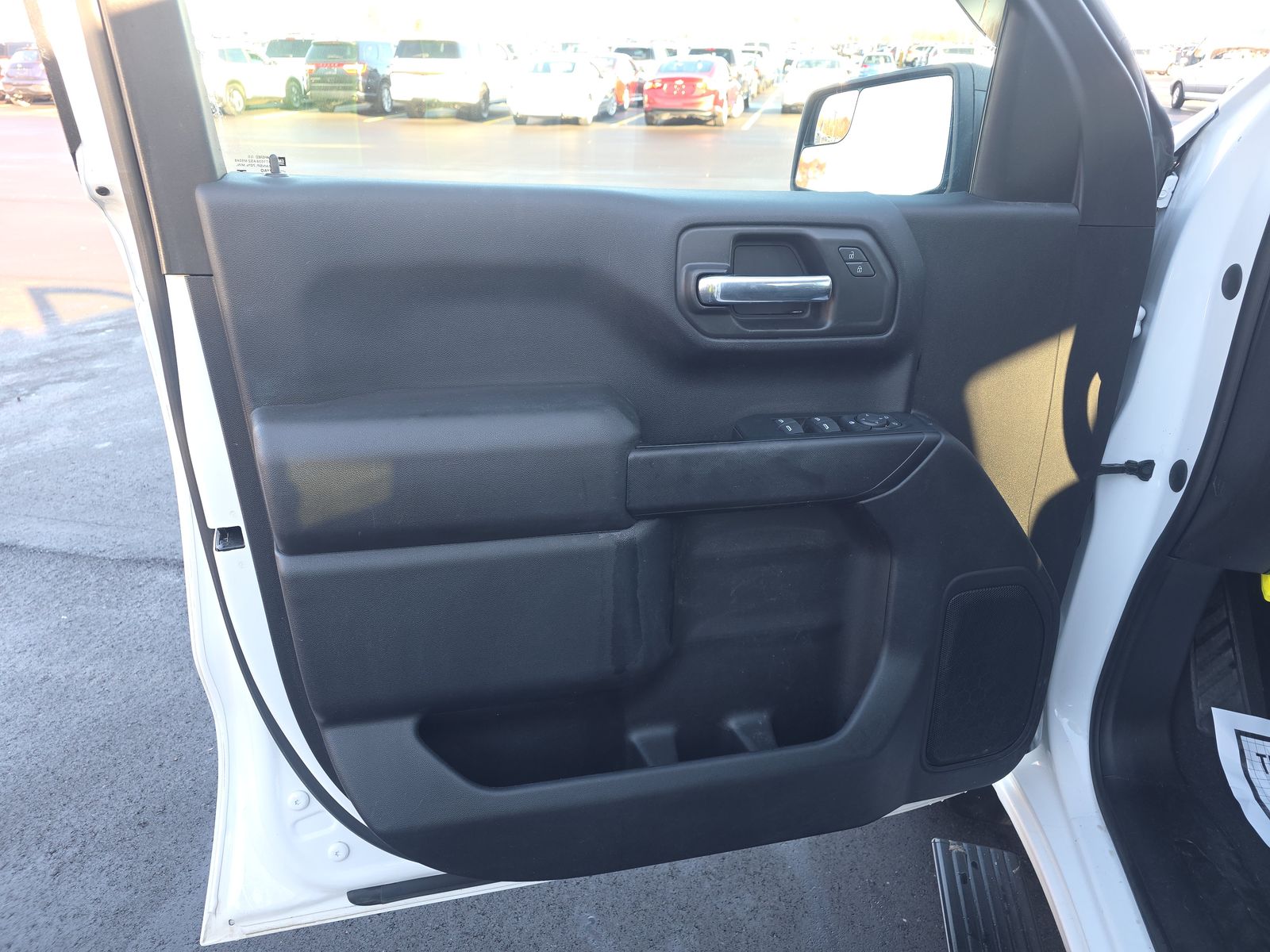 2023 Chevrolet Silverado 1500 Custom AWD