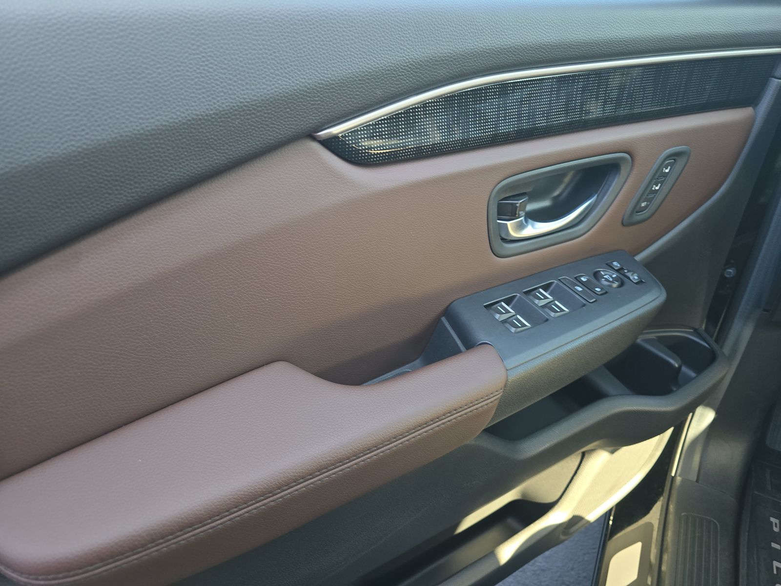 2025 Honda Pilot Elite AWD