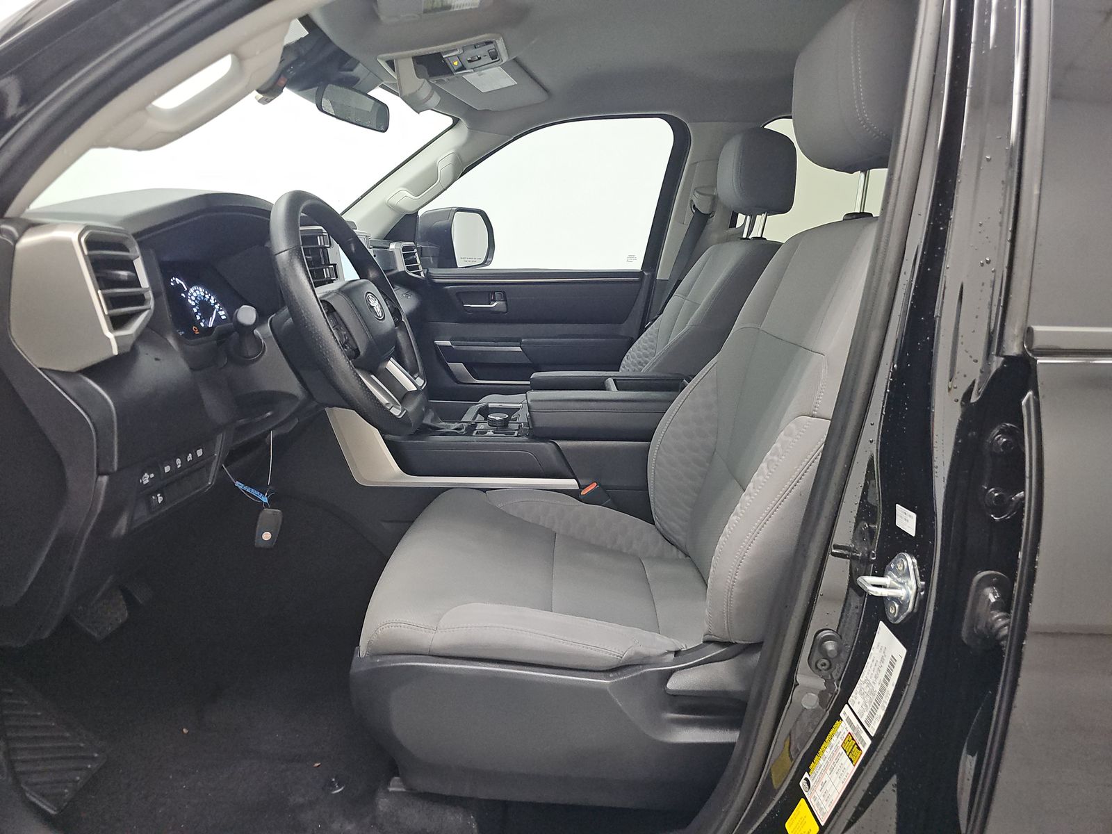 2024 Toyota Tundra SR5 AWD