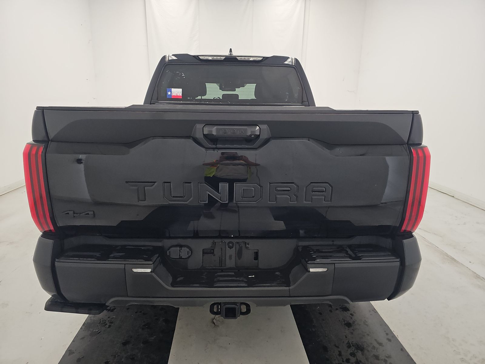 2024 Toyota Tundra SR5 AWD