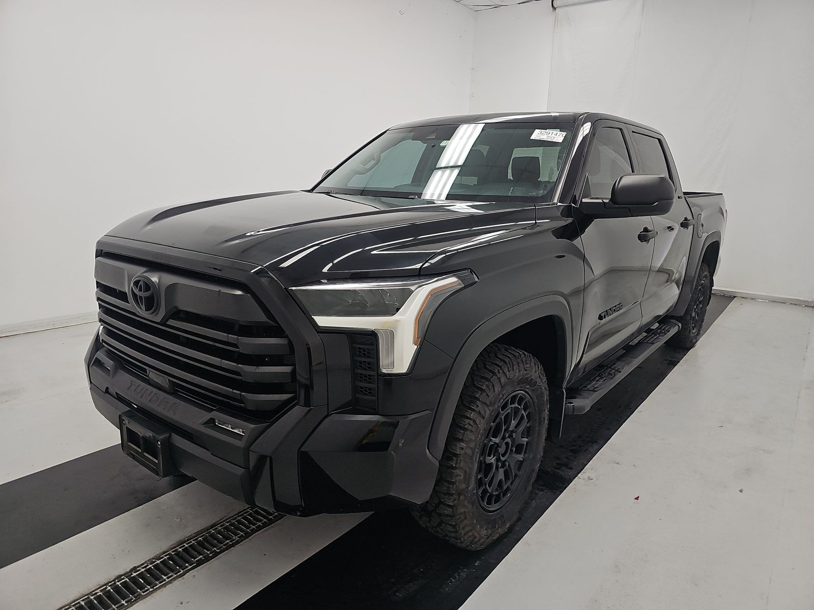2024 Toyota Tundra SR5 AWD